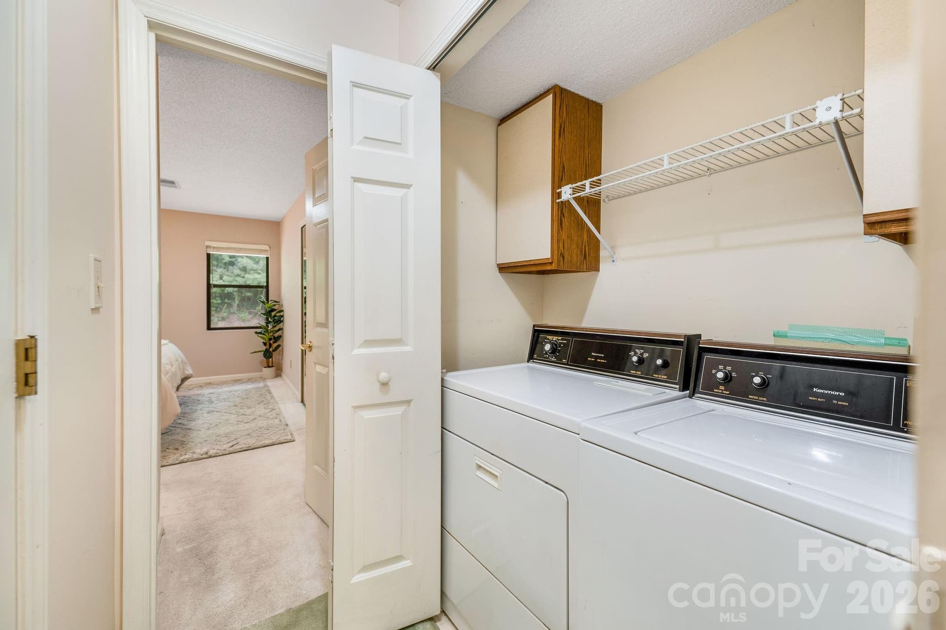 laundry in hallway - 2604 Vineyard Boulevard, Asheville