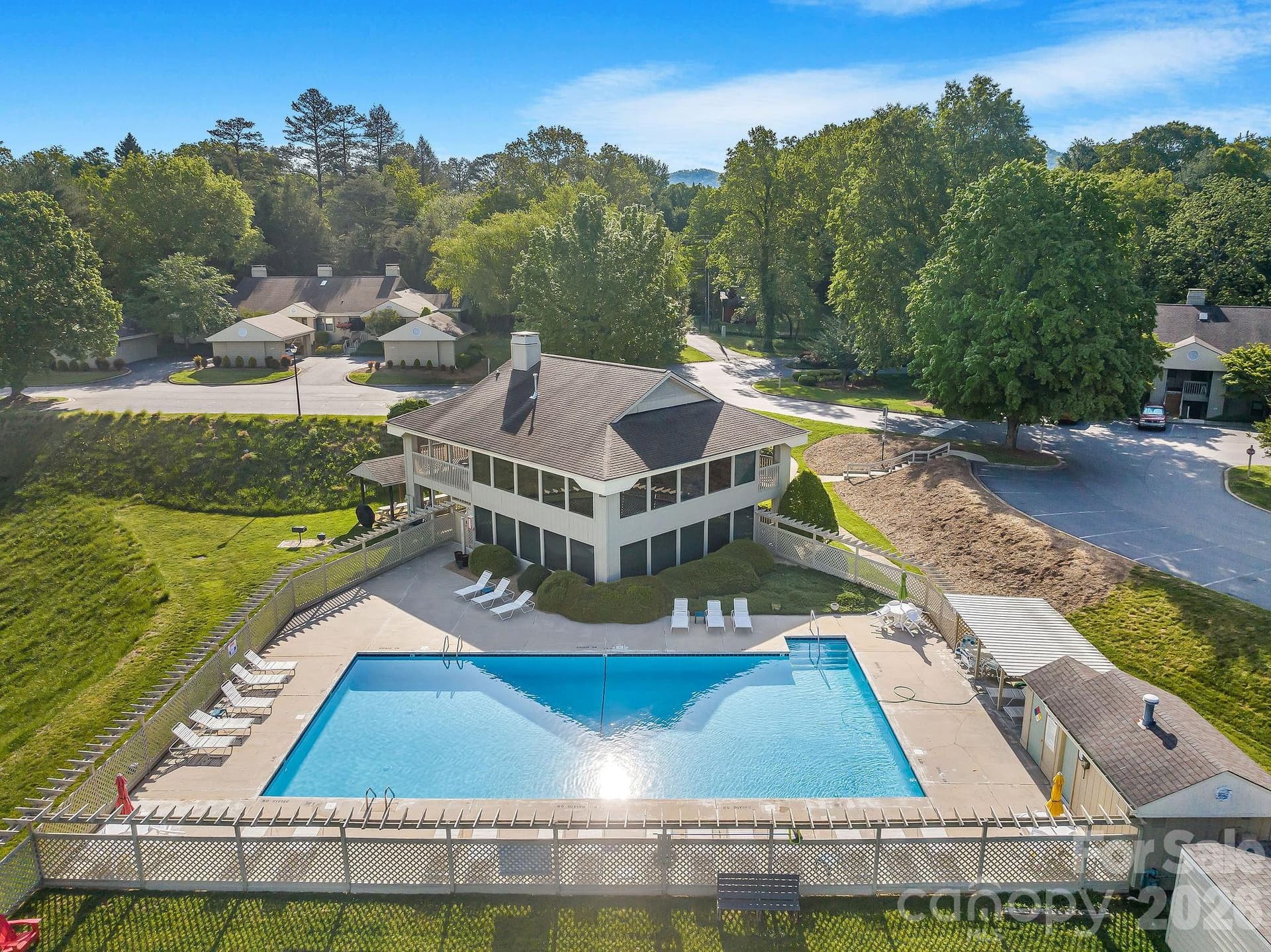 Pool + Clubhouse - 2604 Vineyard Boulevard, Asheville