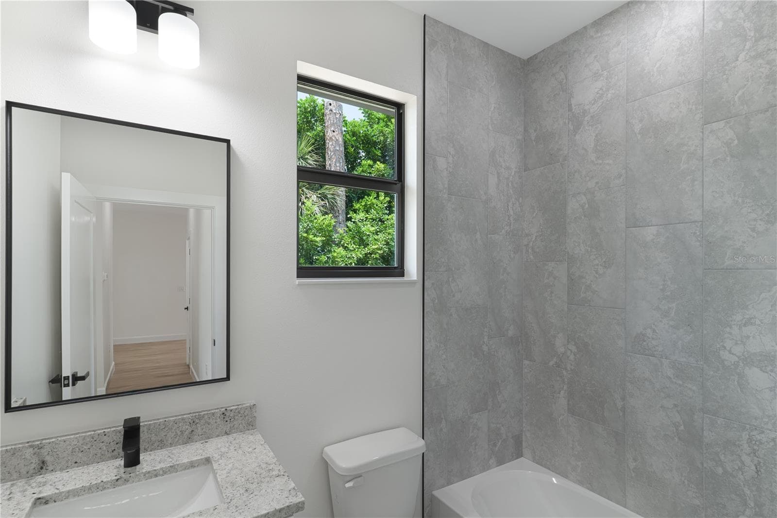 Single Family Residence at 923 CUMBERLAND RD, VENICE, photo 18 of 18