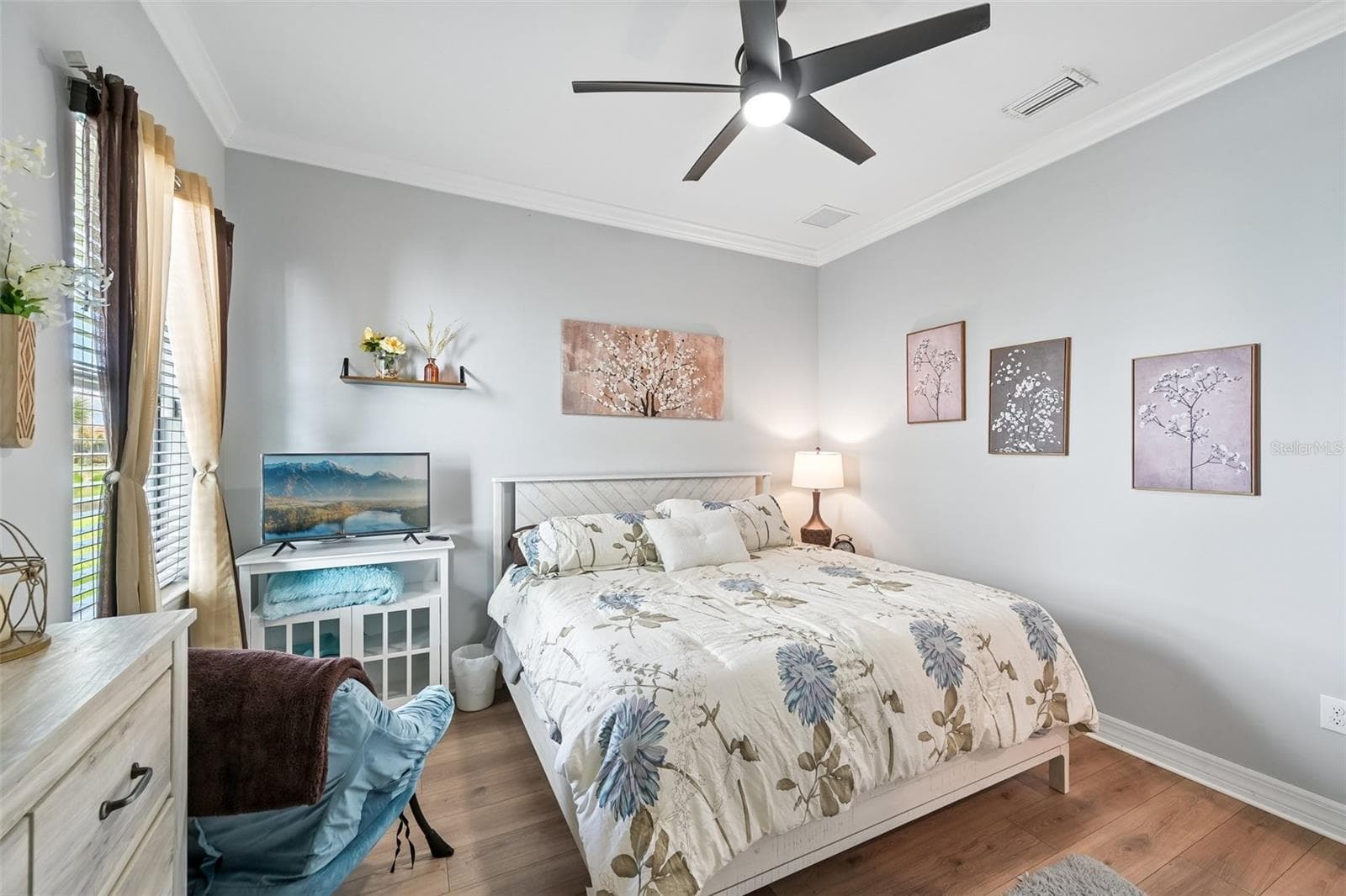 Single Family Residence at 13356 VERANDI ST, VENICE, photo 44 of 69