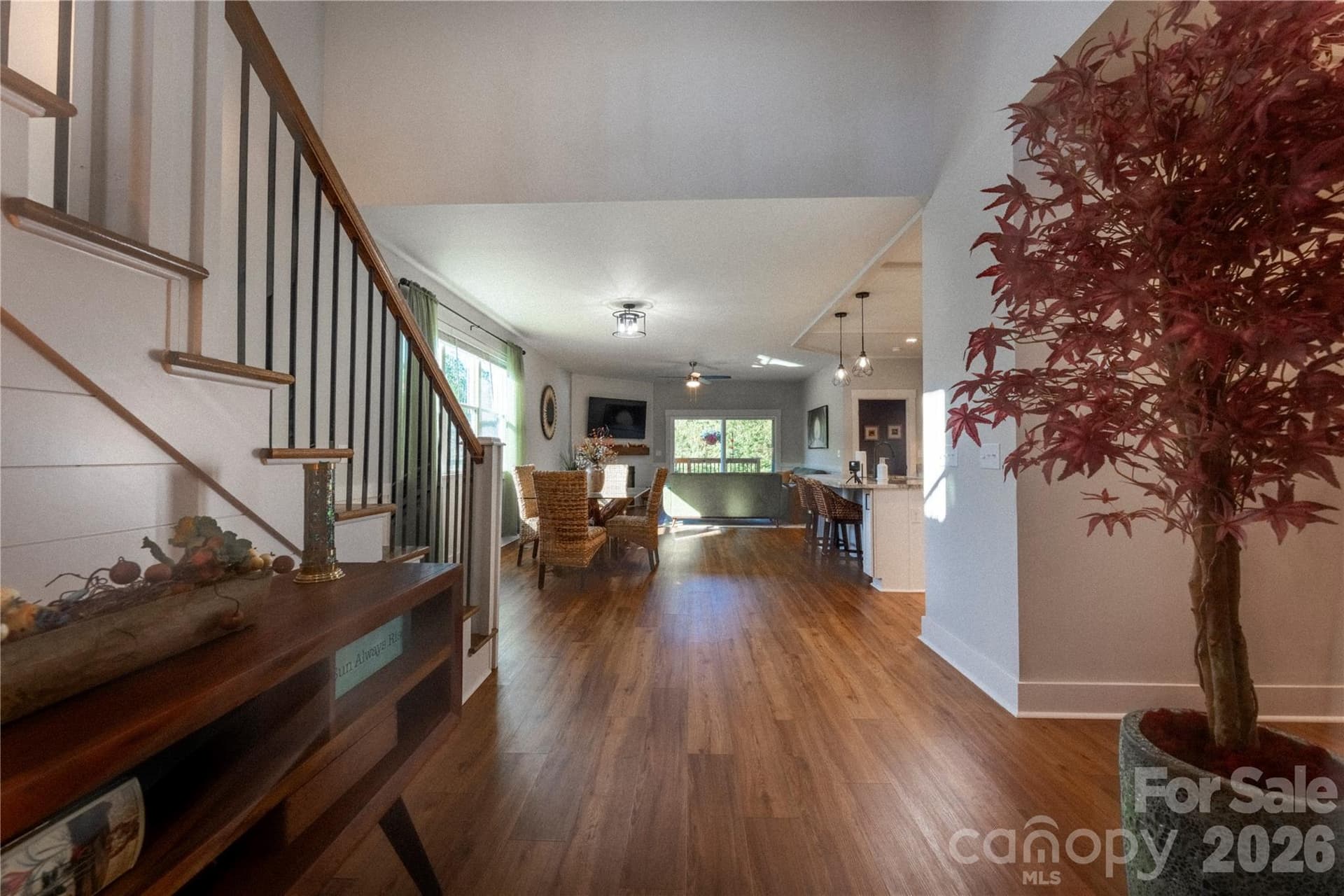 Single Family Residence at 5019 Star Magnolia Court, Clover, photo 5 of 43