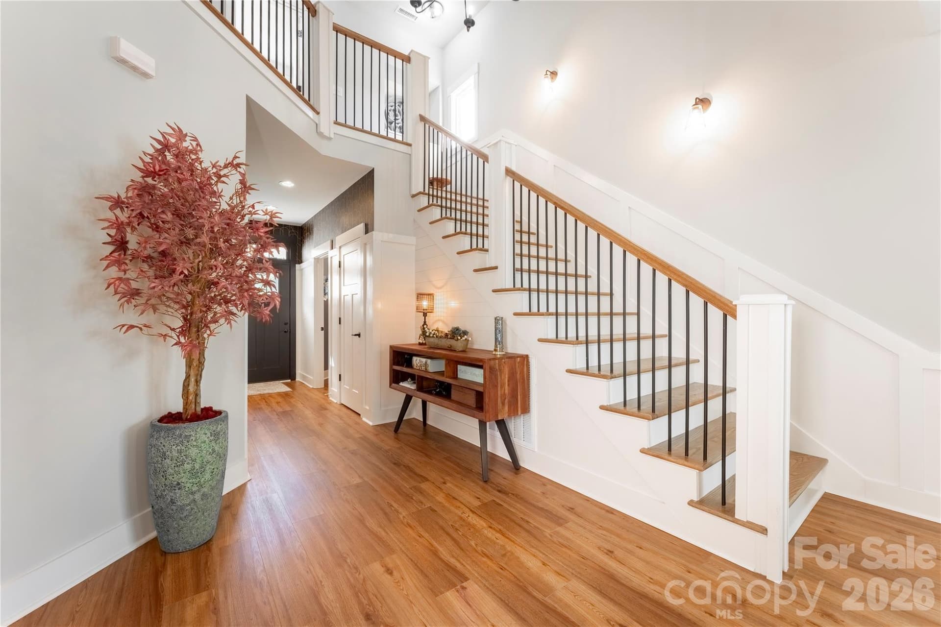 Single Family Residence at 5019 Star Magnolia Court, Clover, photo 10 of 43
