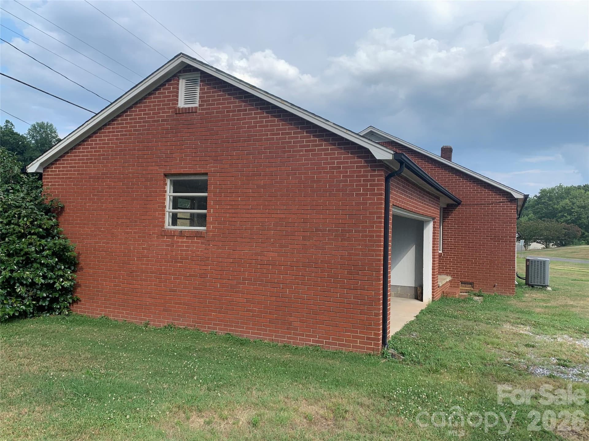 Single Family Residence at 6231 Nc 16 Highway N, Taylorsville, photo 2 of 29