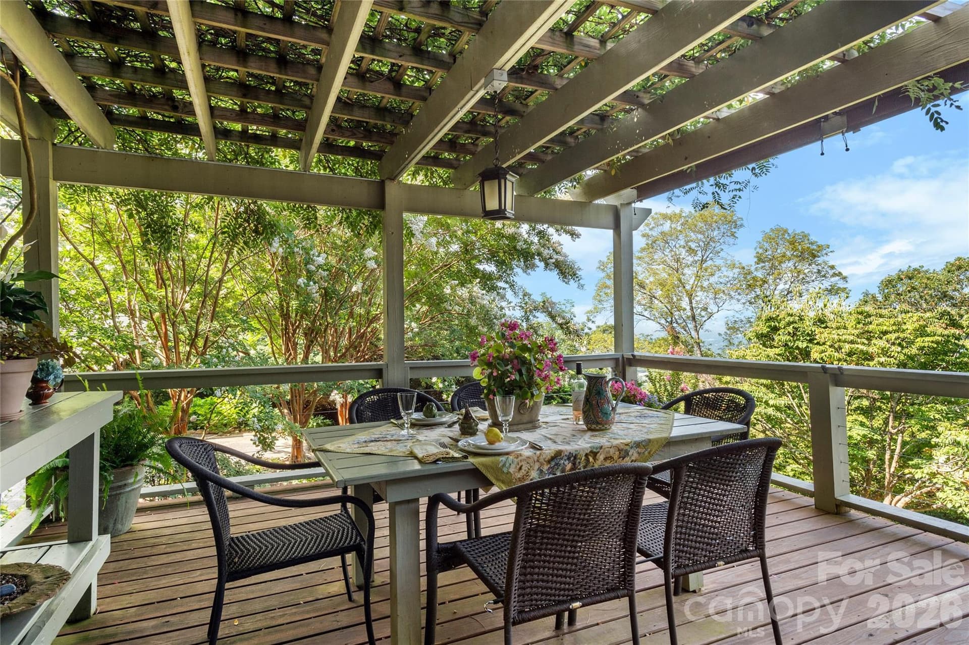 Evening dining and warm breezes - 65 Crestwood Road, Asheville