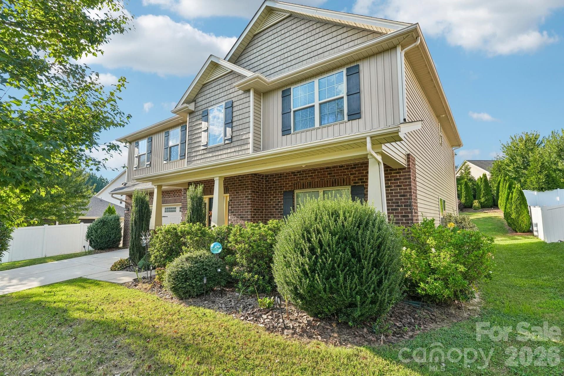 Single Family Residence at 201 Taylors Creek Street, Mount Holly, photo 3 of 48