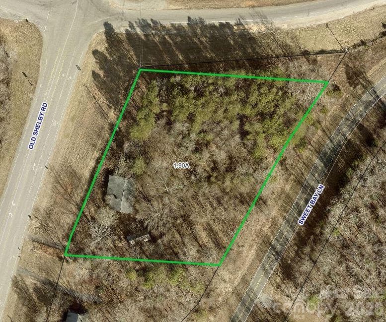 1878 Old Shelby Road - 1878 Old Shelby Road, Hickory