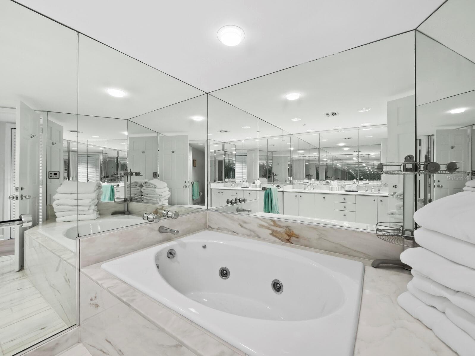Condominium at 775 LONGBOAT CLUB RD #405, LONGBOAT KEY, photo 23 of 61