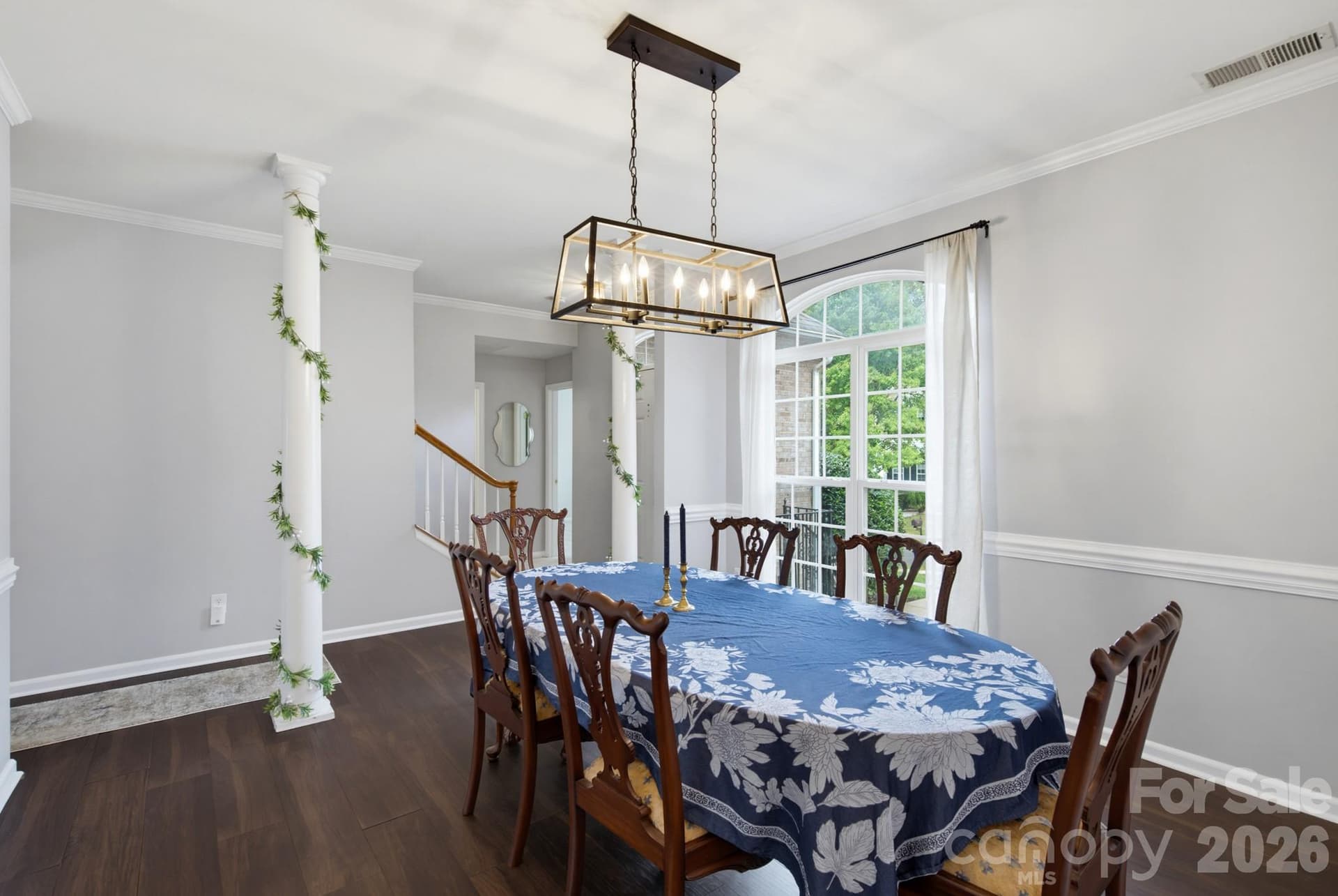 Single Family Residence at 13330 Edgetree Drive, Pineville, photo 5 of 44