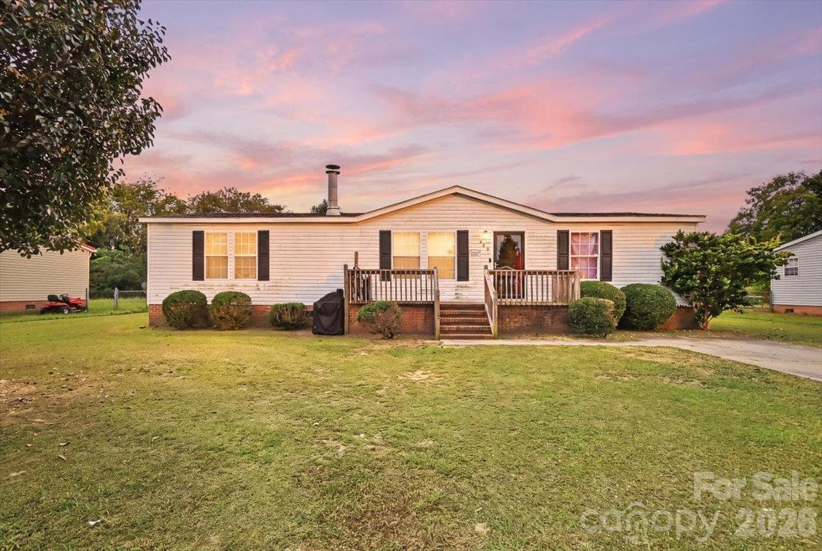 111 Magnolia Gardens Drive