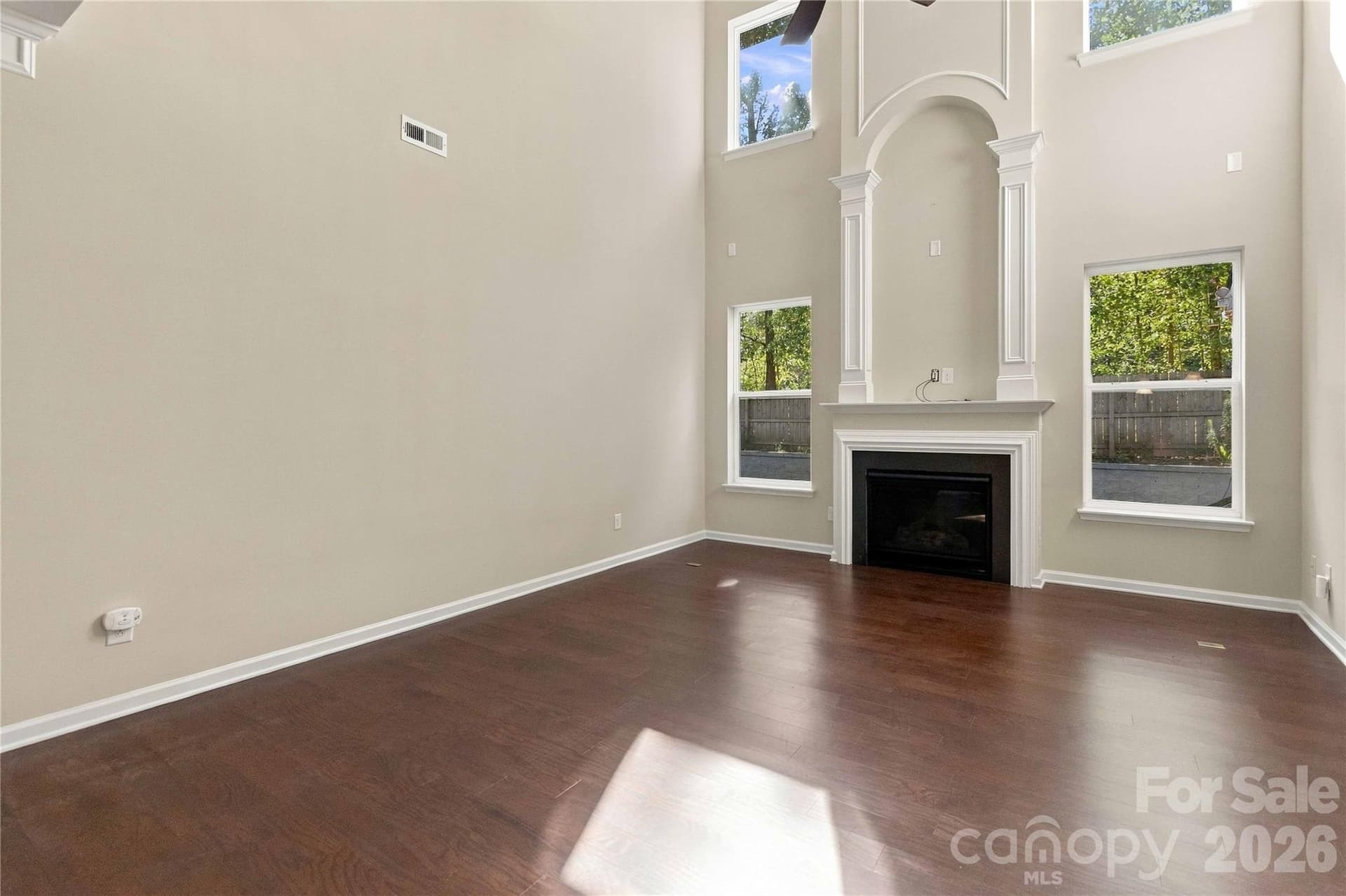 Single Family Residence at 724 Rawlings Place, Rock Hill, photo 12 of 37