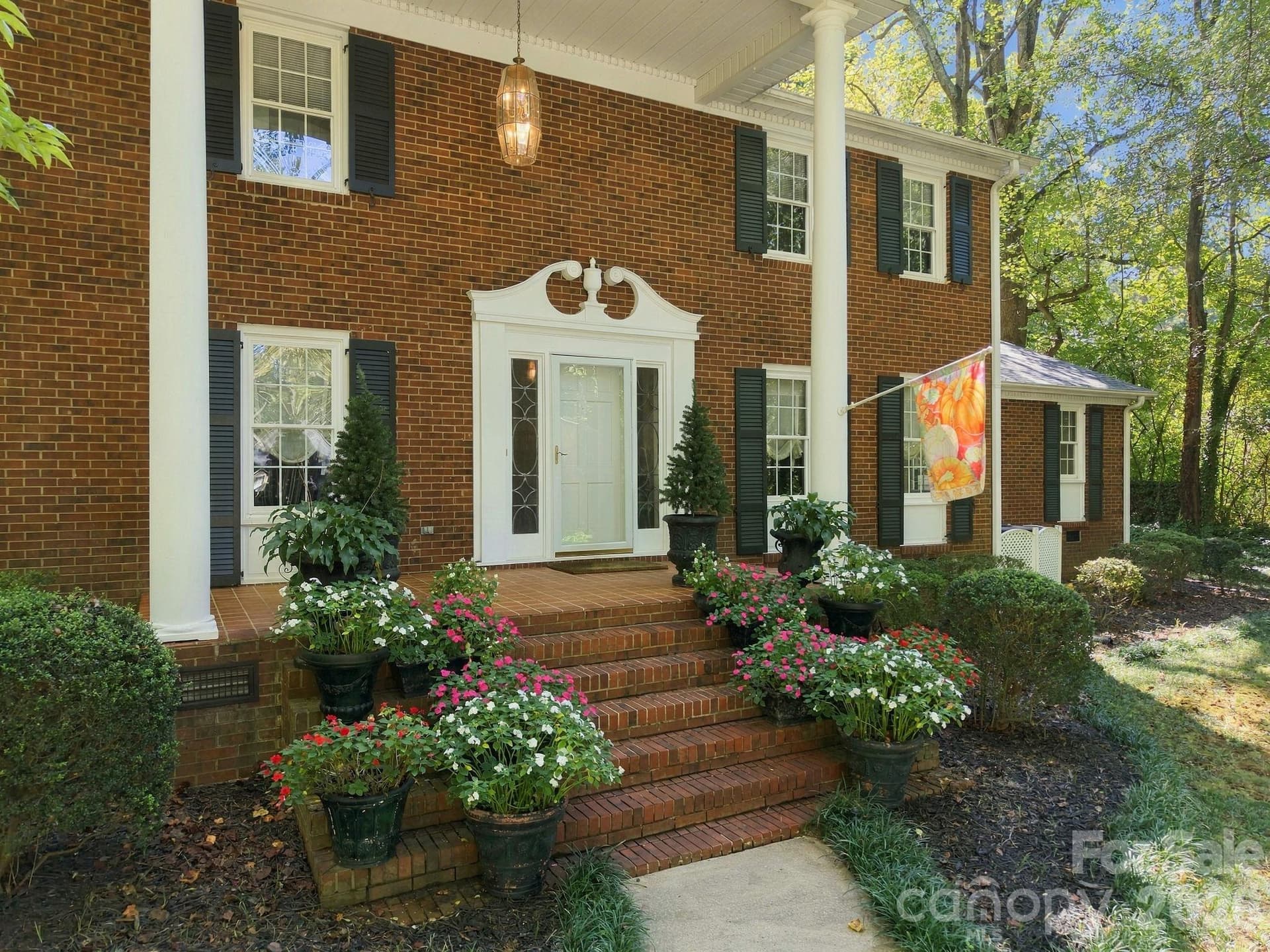 Single Family Residence at 227 Camelot Drive, Salisbury, photo 6 of 48