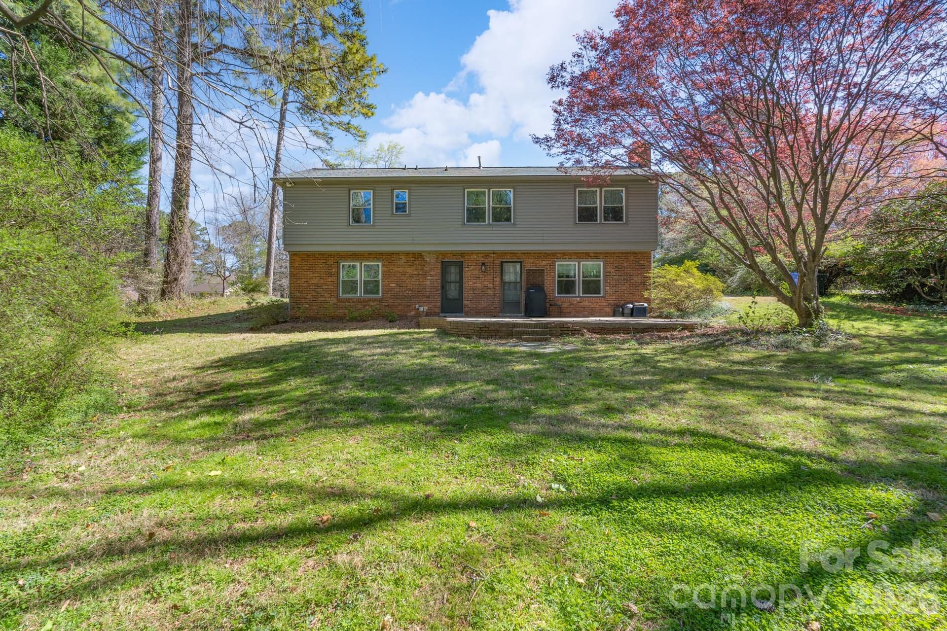 Single Family Residence at 2123 Poinsett Drive, Rock Hill, photo 28 of 33
