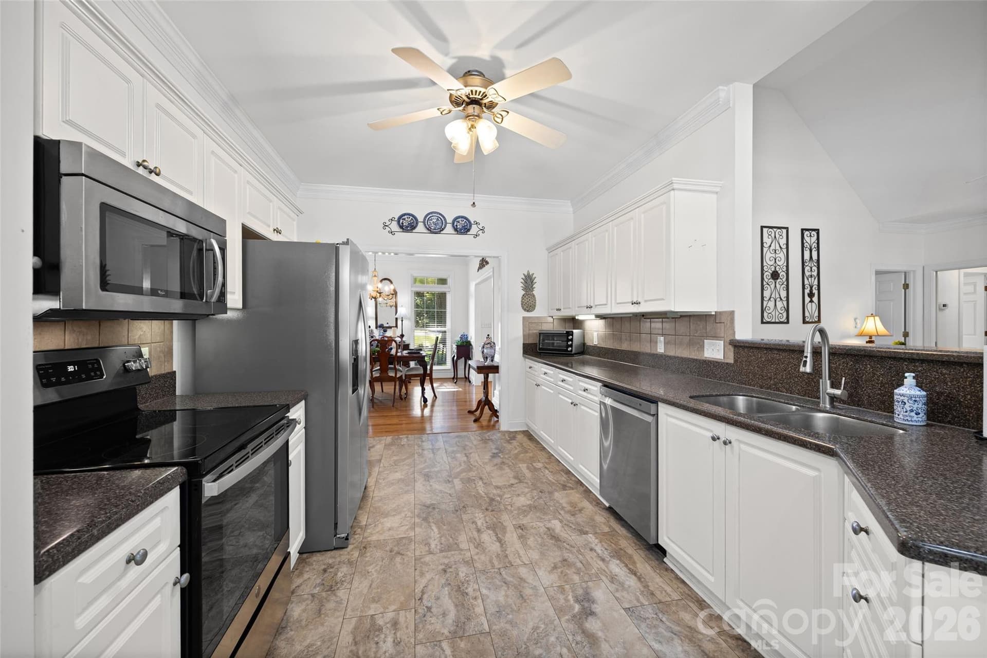 Large kitchen - 2005 Westridge Drive, Rock Hill