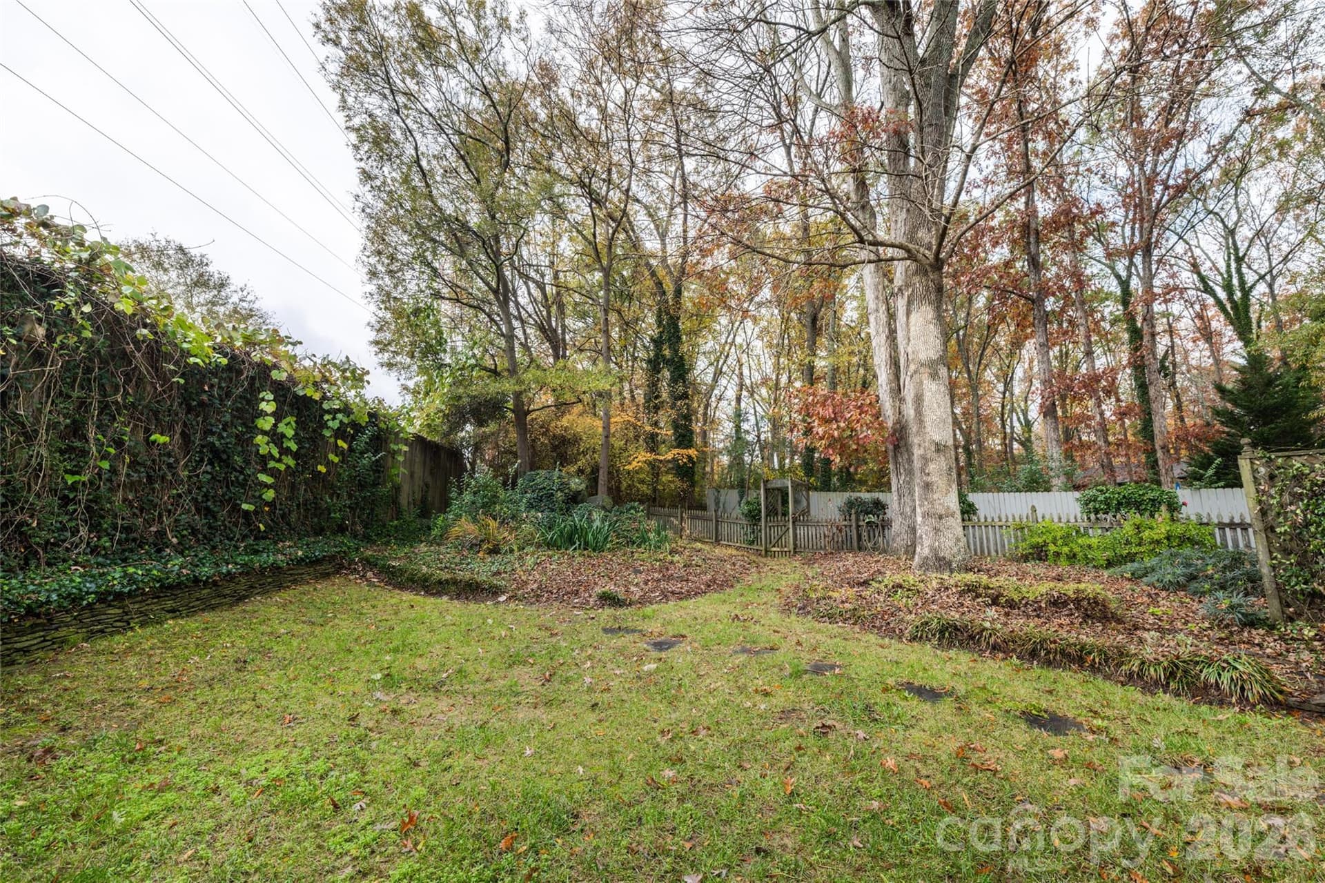 photo is from 2024 - 819 Willowhaven Court, Rock Hill