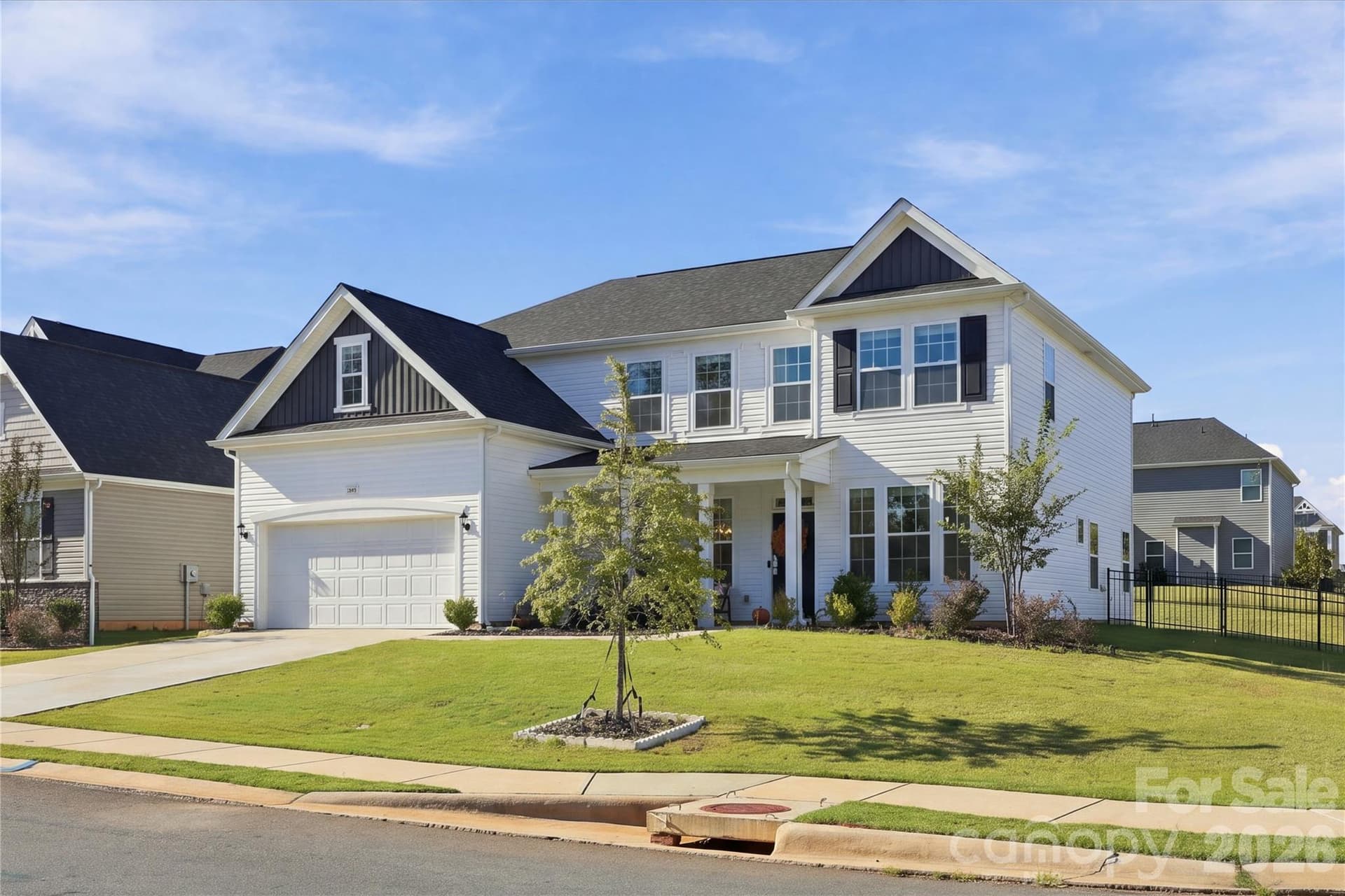 Single Family Residence at 3065 Oxtail Court, Rock Hill, photo 7 of 46