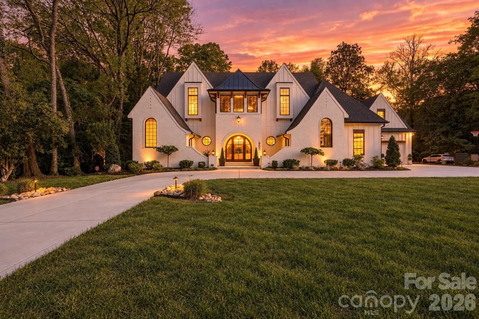 Single Family Residence at 900 Jefferson Drive, Charlotte