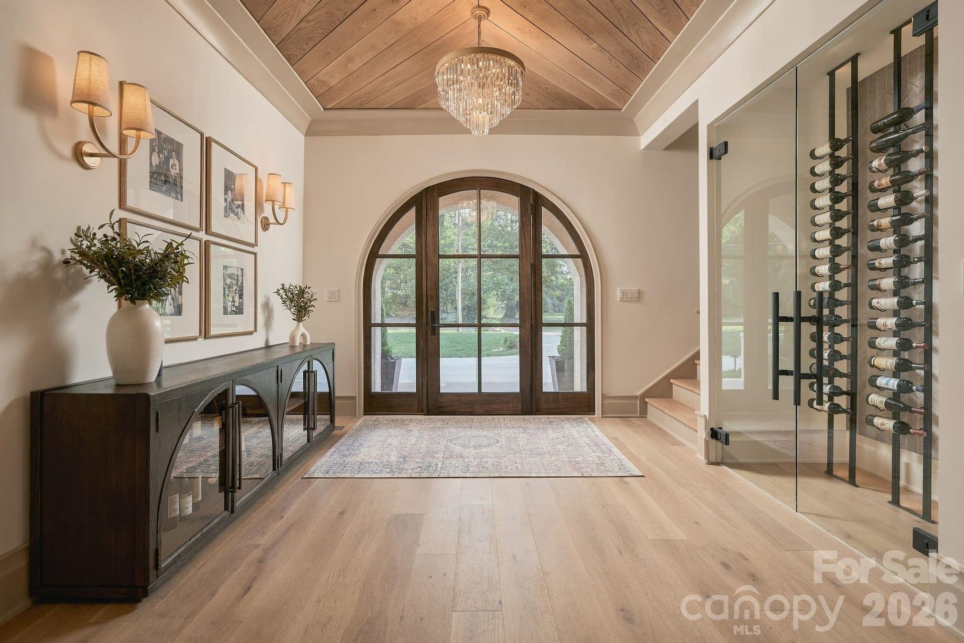 Single Family Residence at 900 Jefferson Drive, Charlotte, photo 3 of 48