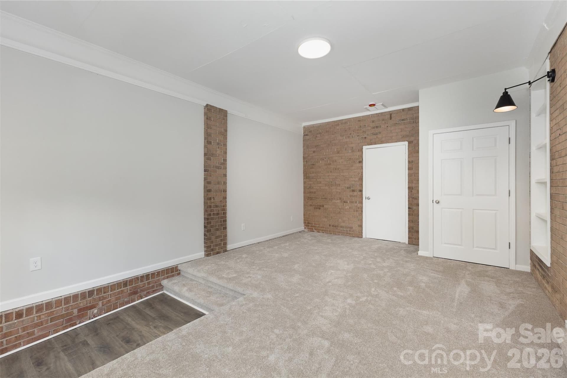 Reverse angle showing room size and storage - 1948 Marett Boulevard, Rock Hill