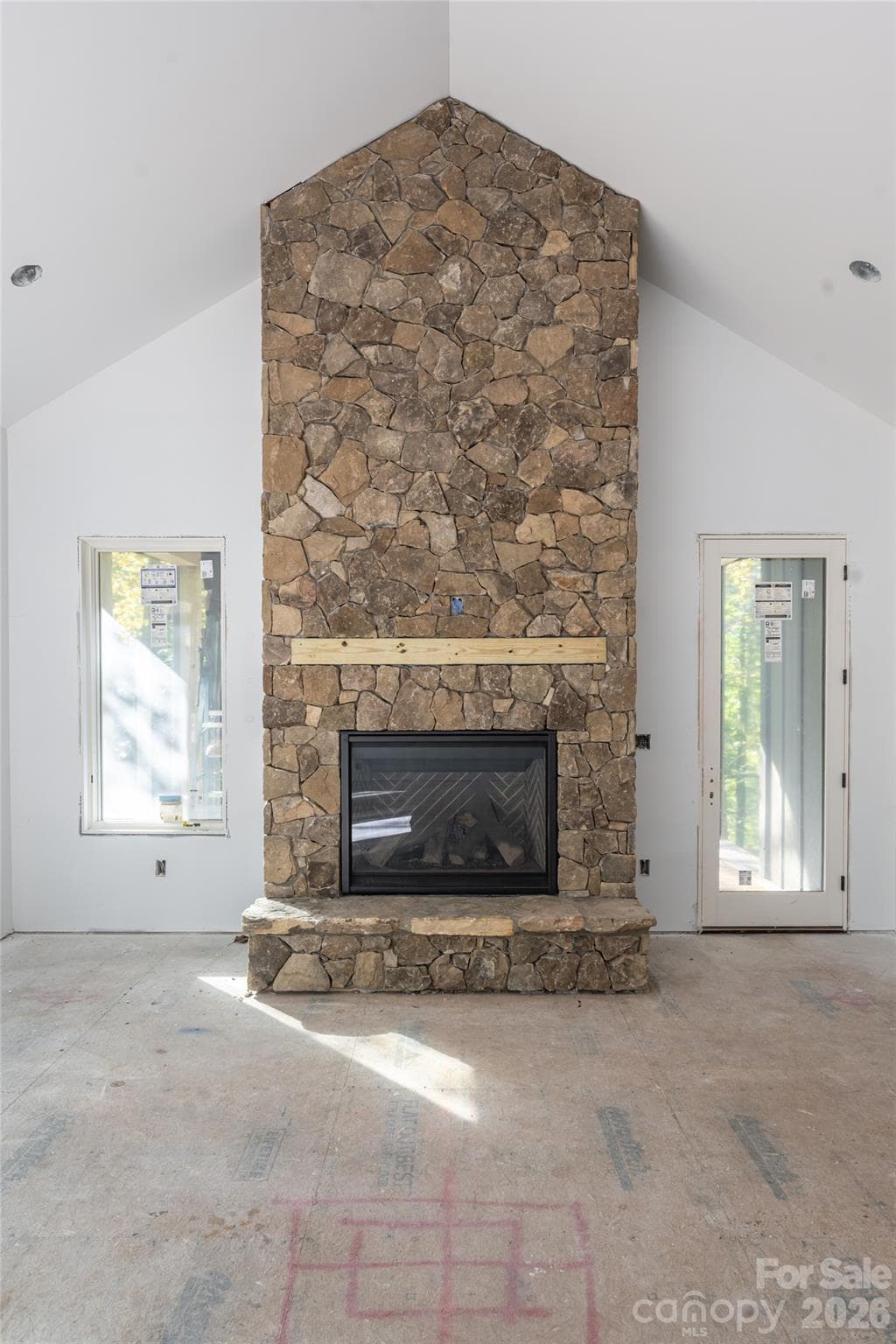 Gas fireplace in living room - 200 Bent Pine Trace, Hendersonville