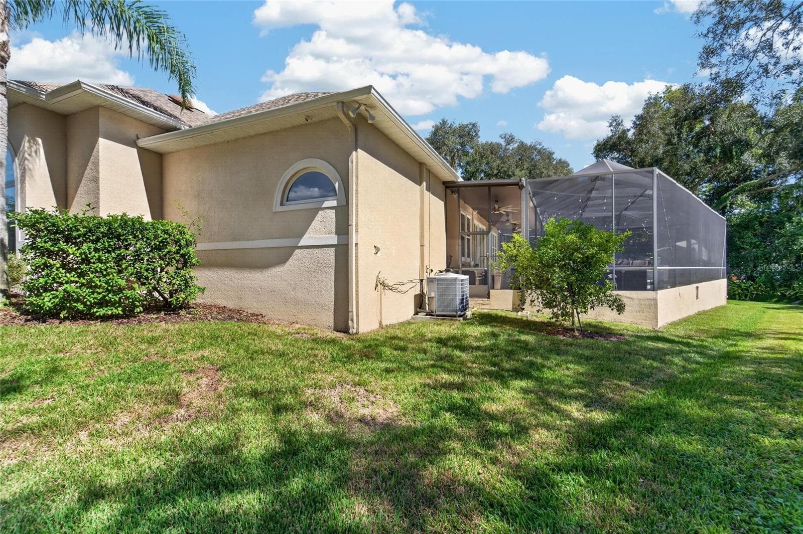 Single Family Residence at 1009 EMERALD CREEK DR, VALRICO, photo 65 of 87