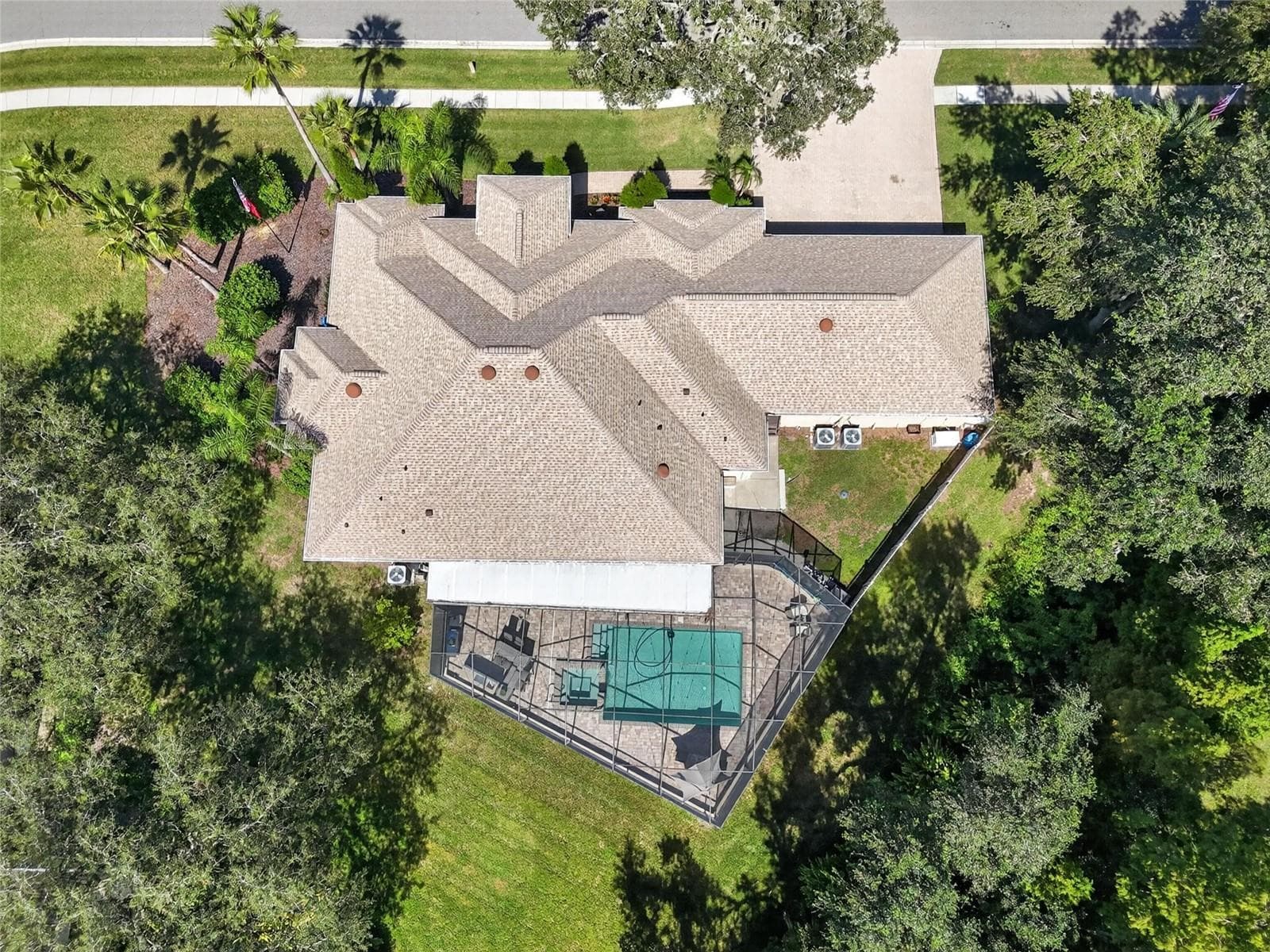 Single Family Residence at 1009 EMERALD CREEK DR, VALRICO, photo 80 of 87