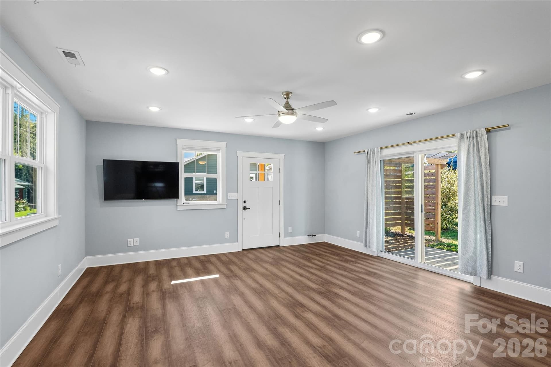 Single Family Residence at 52 North Lane, Brevard, photo 12 of 55