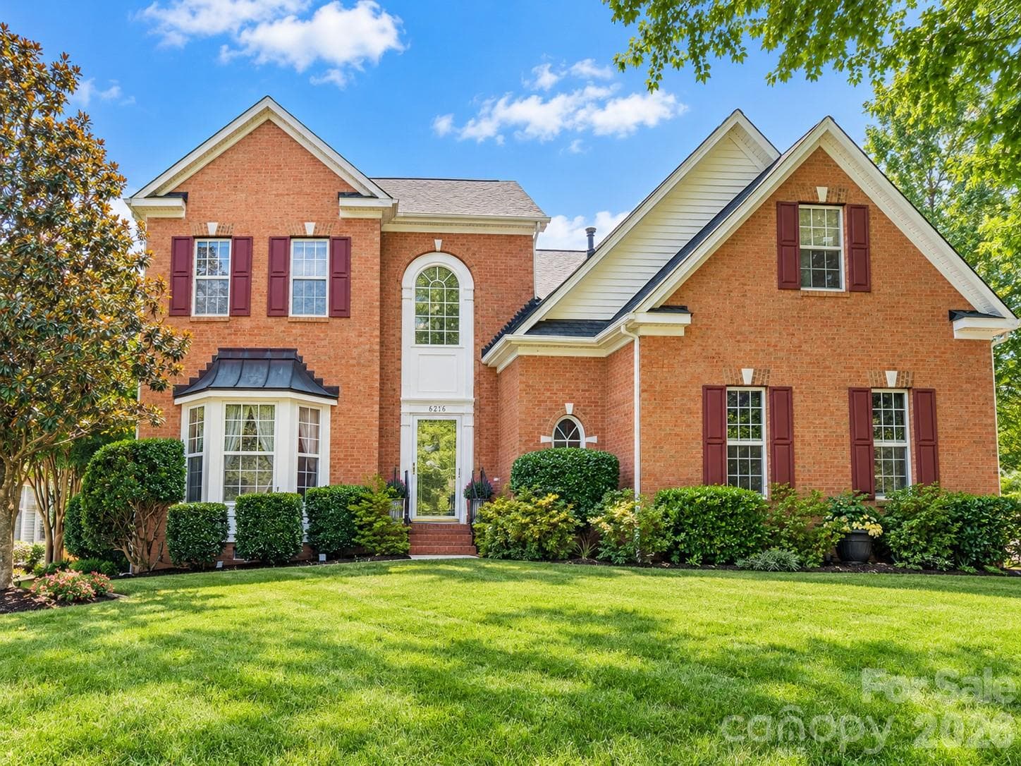 6216 Creek Breeze Road