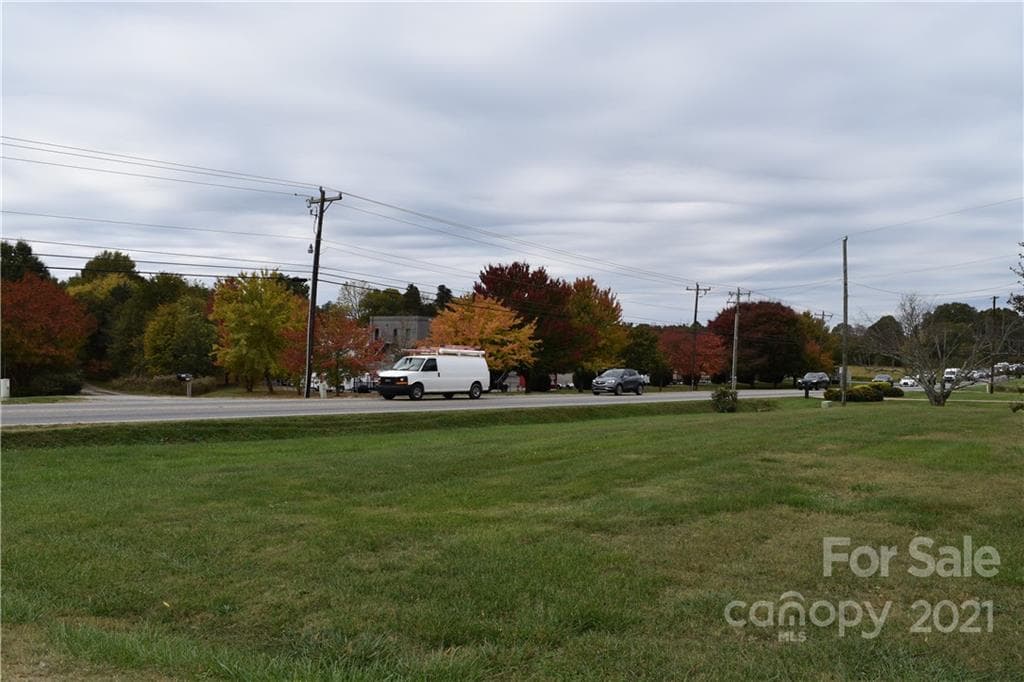 Lot at Mooresville, photo 2 of 48
