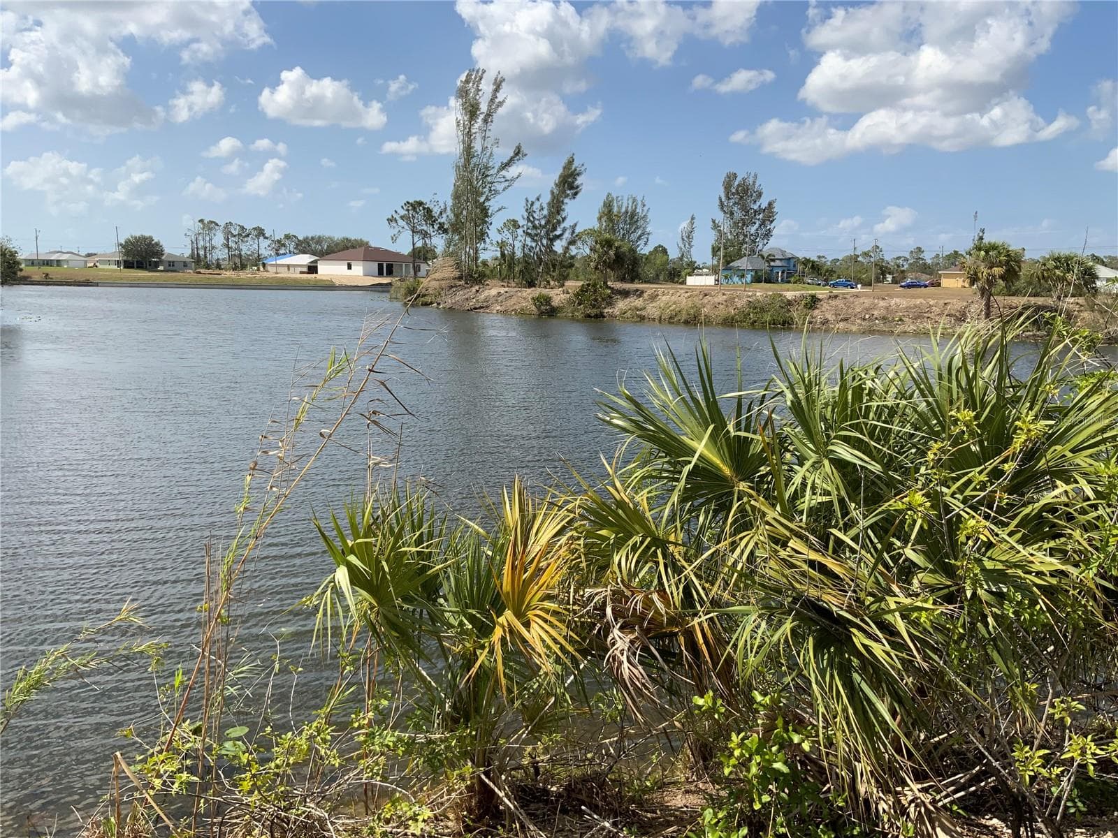 Beautiful Water View - 2113 NE 43RD LN, CAPE CORAL