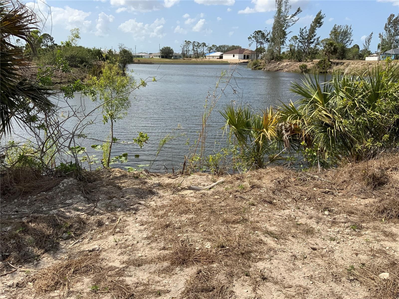 Wide Canal View - 2113 NE 43RD LN, CAPE CORAL