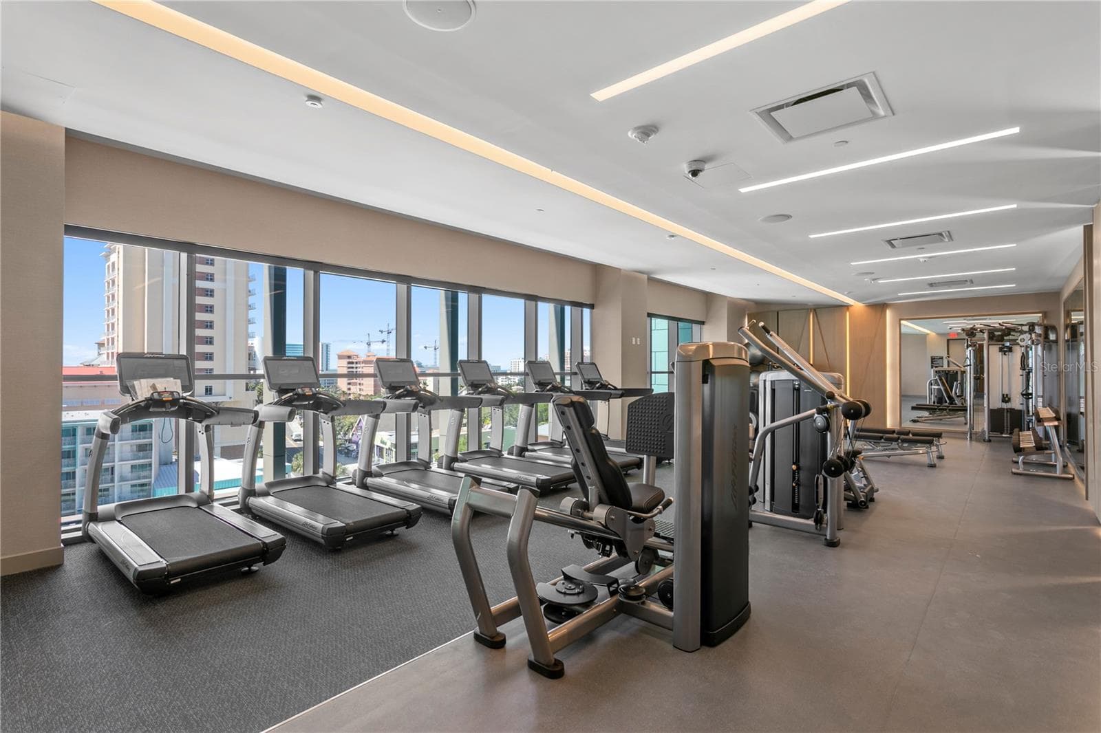 Condo - Hotel at 691 S GULFVIEW BLVD #1412, CLEARWATER BEACH, photo 11 of 60