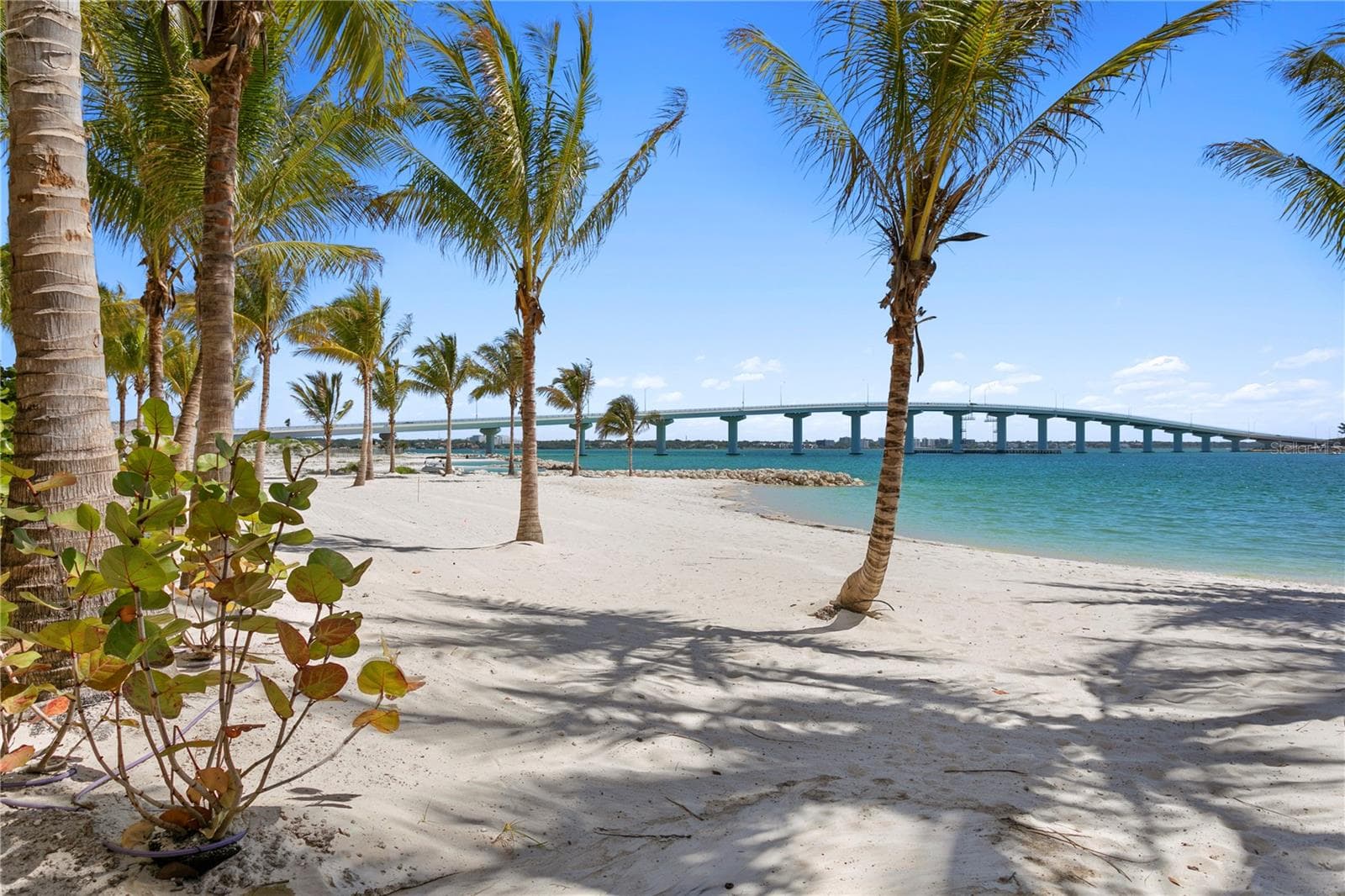 Condo - Hotel at 691 S GULFVIEW BLVD #1412, CLEARWATER BEACH, photo 20 of 60