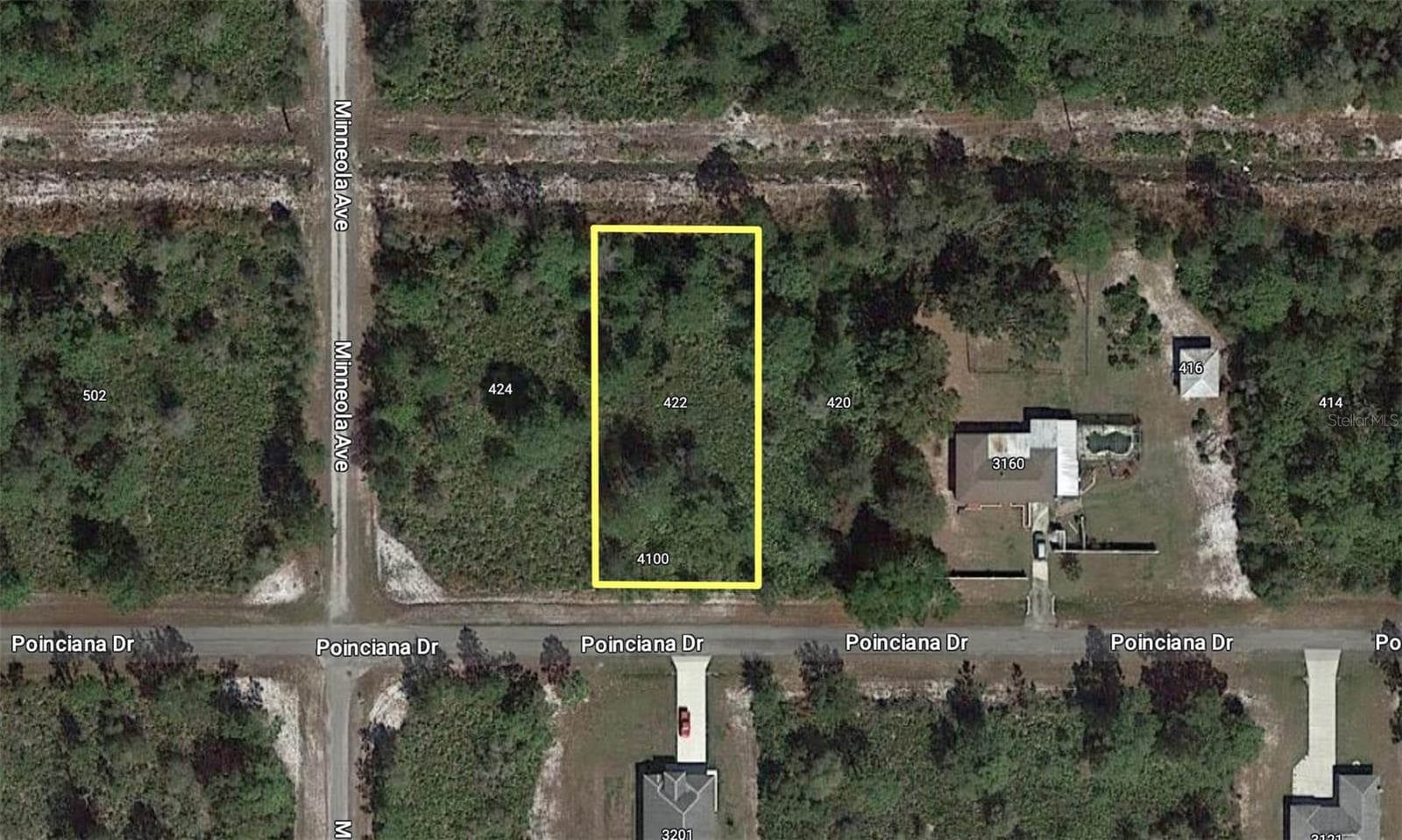 422 POINCIANA DR