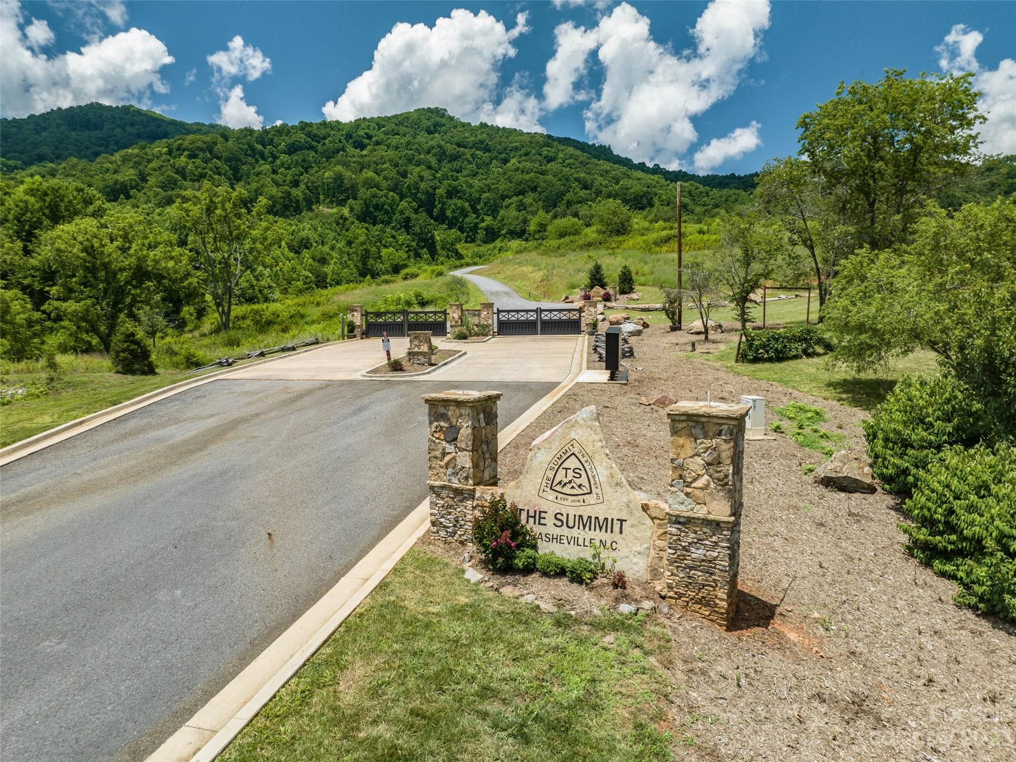 Acreage at 99999 Biltmore View Lane, Candler, photo 7 of 15