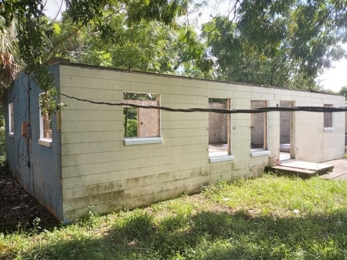Single Family Residence at 4022 SHELLMAN ST, ORLANDO, photo 2 of 20