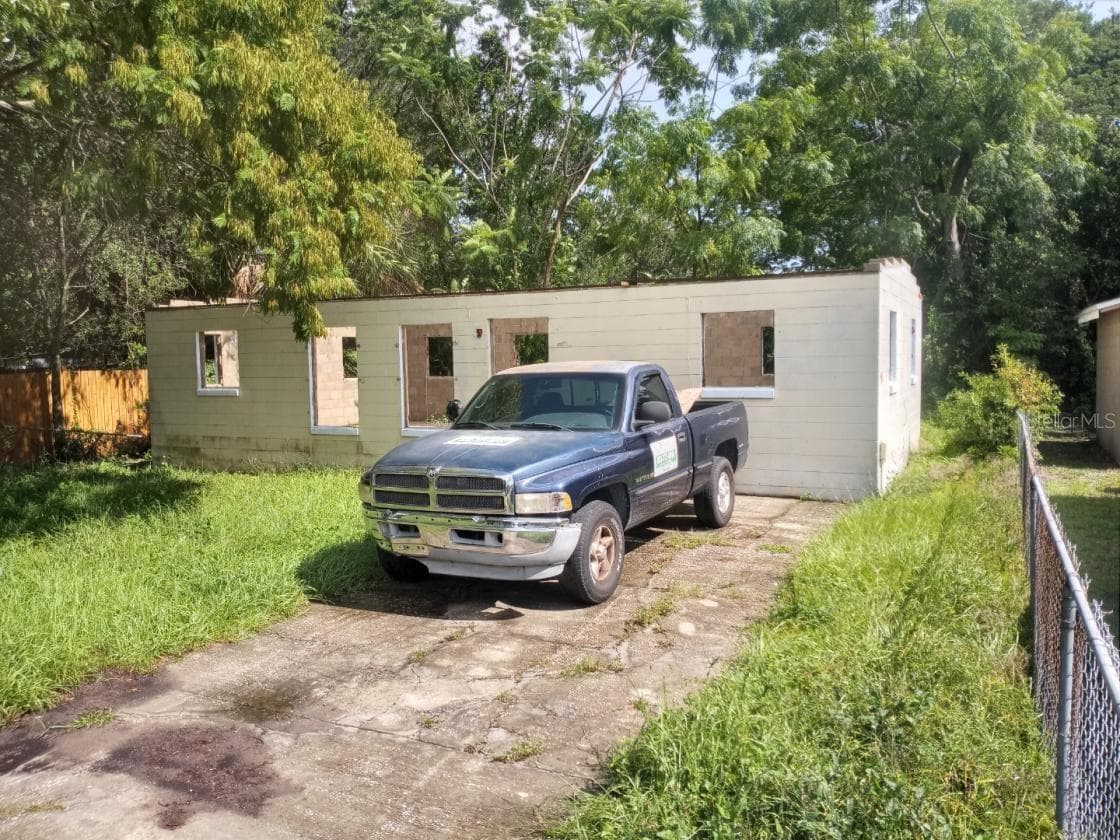 Single Family Residence at 4022 SHELLMAN ST, ORLANDO, photo 3 of 20