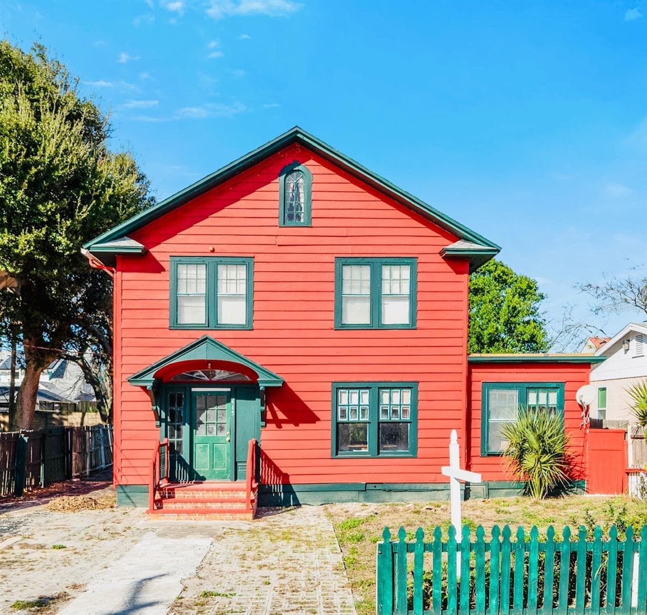 415 BRADDOCK AVE