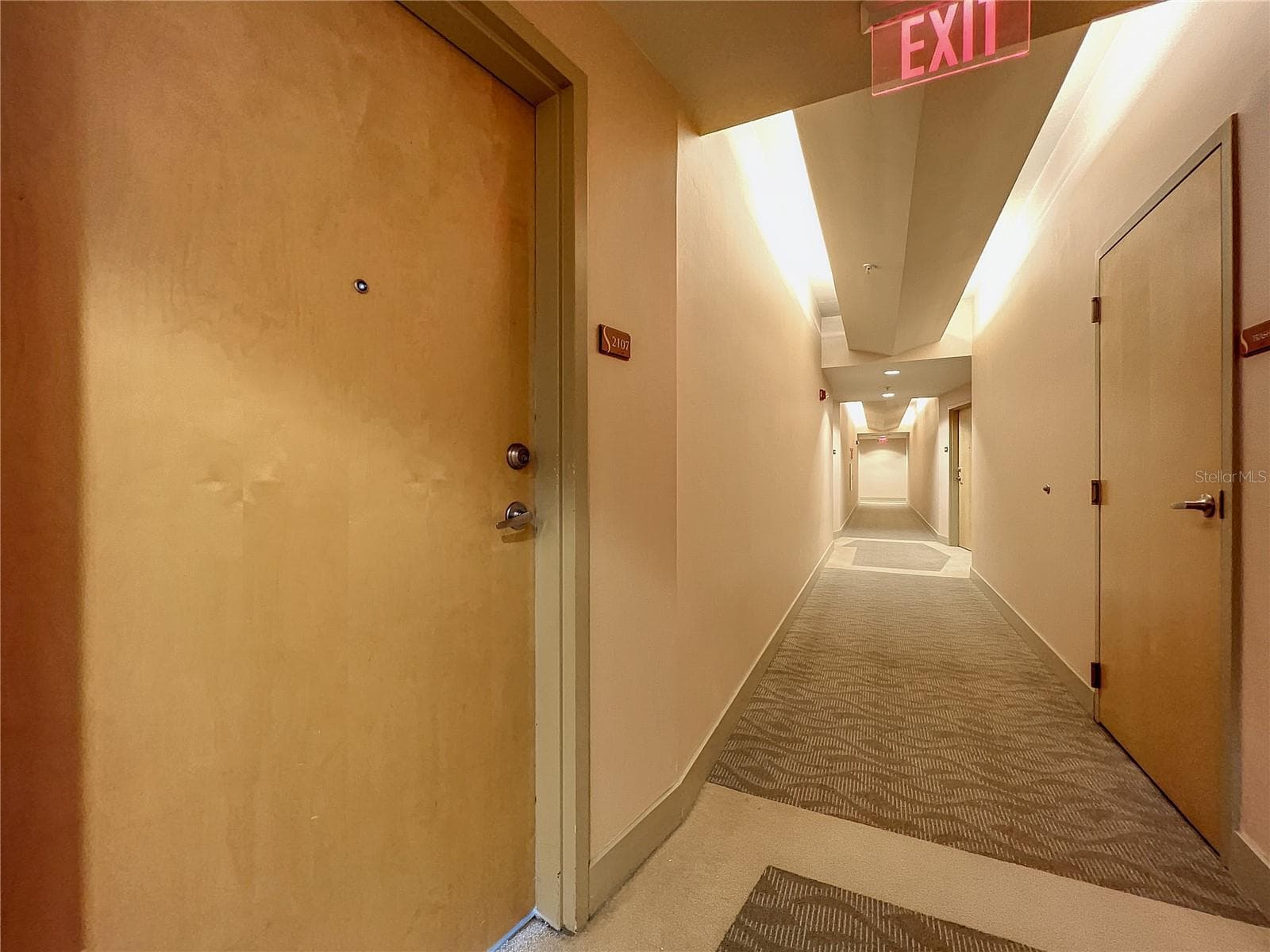 front door from hallway - 155 S COURT AVE #2107, ORLANDO