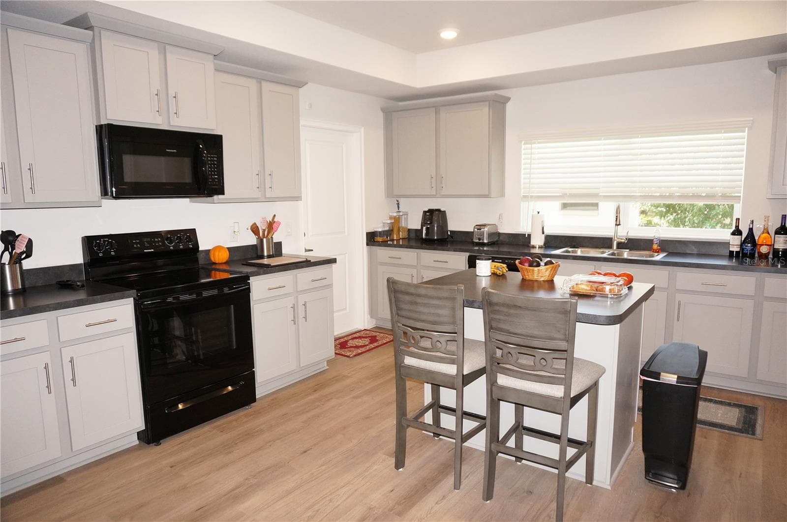 Single Family Residence at 26332 BARRANQUILLA AVE, PUNTA GORDA, photo 18 of 56