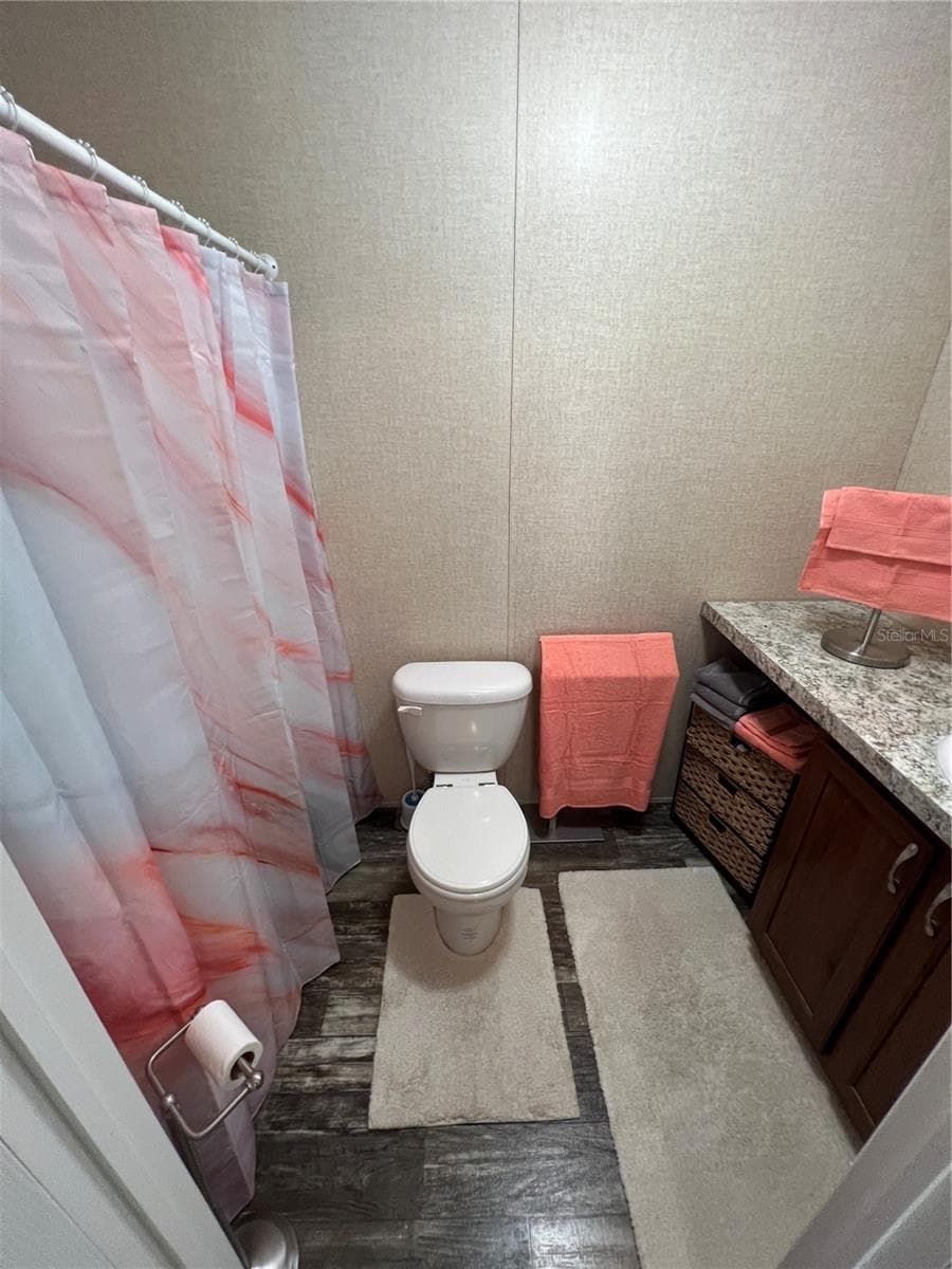 Manufactured Home at 5143 NORTHSHORE DR, POLK CITY, photo 21 of 51