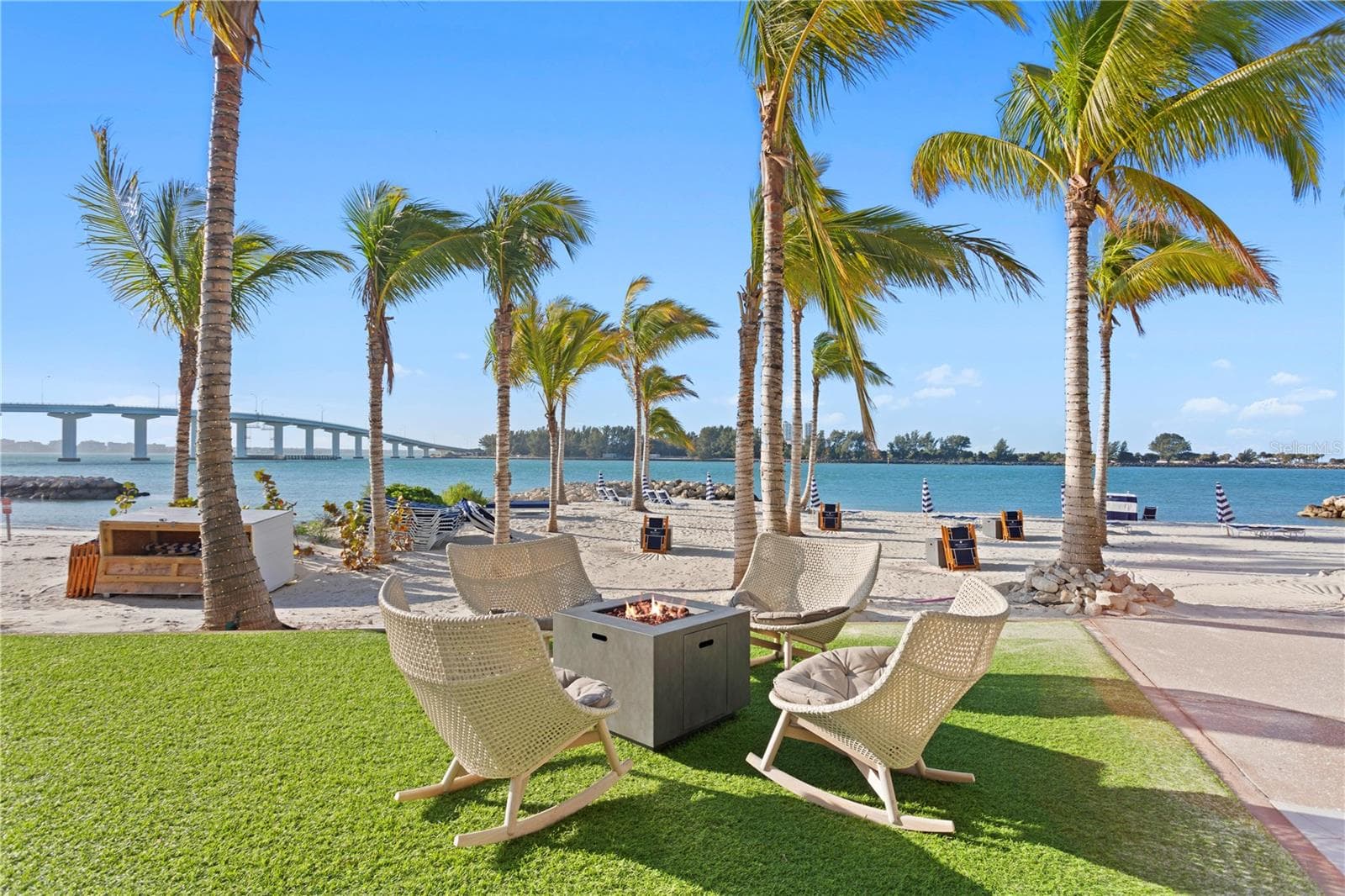 Condo - Hotel at 691 S GULFVIEW BLVD #1011, CLEARWATER BEACH, photo 33 of 61