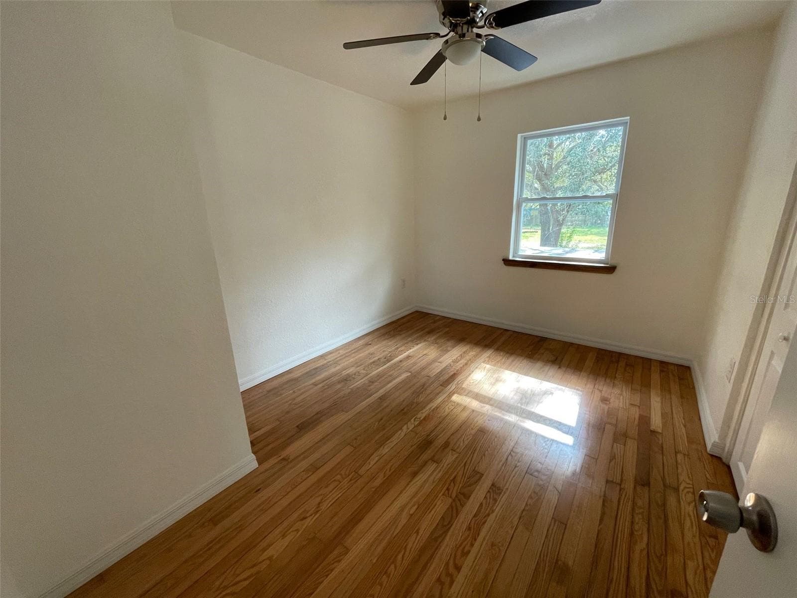 Bedroom upper level. - 5370 71ST ST N, ST PETERSBURG