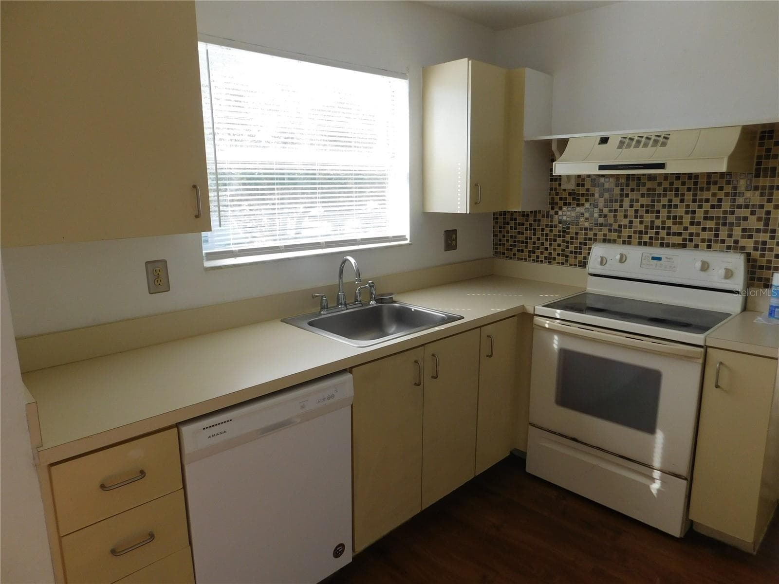 Condominium at 2540 WOODGATE BLVD #204, ORLANDO, photo 9 of 38