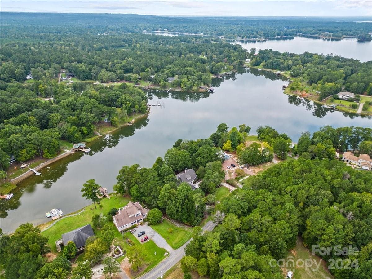 2884 Lake Road - 2884 Lake Road, Ridgeway
