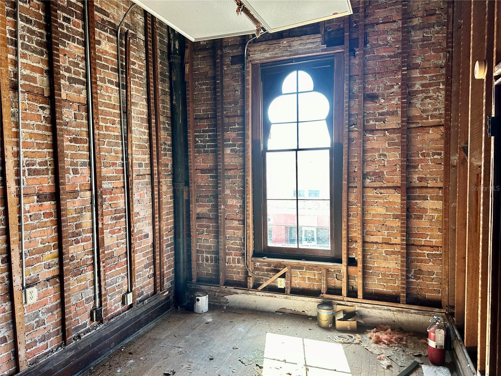 Mixed Use at 209 N OAK AVE, SANFORD, photo 3 of 12