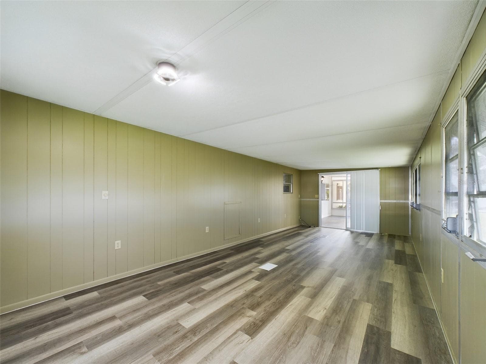 Mobile Home at 3502 DELAWARE AVE, SEBRING, photo 11 of 34