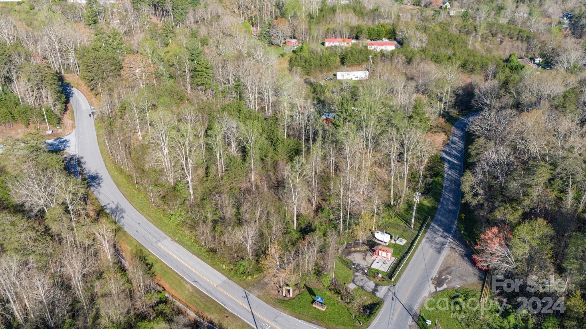 00 Canoe Lane