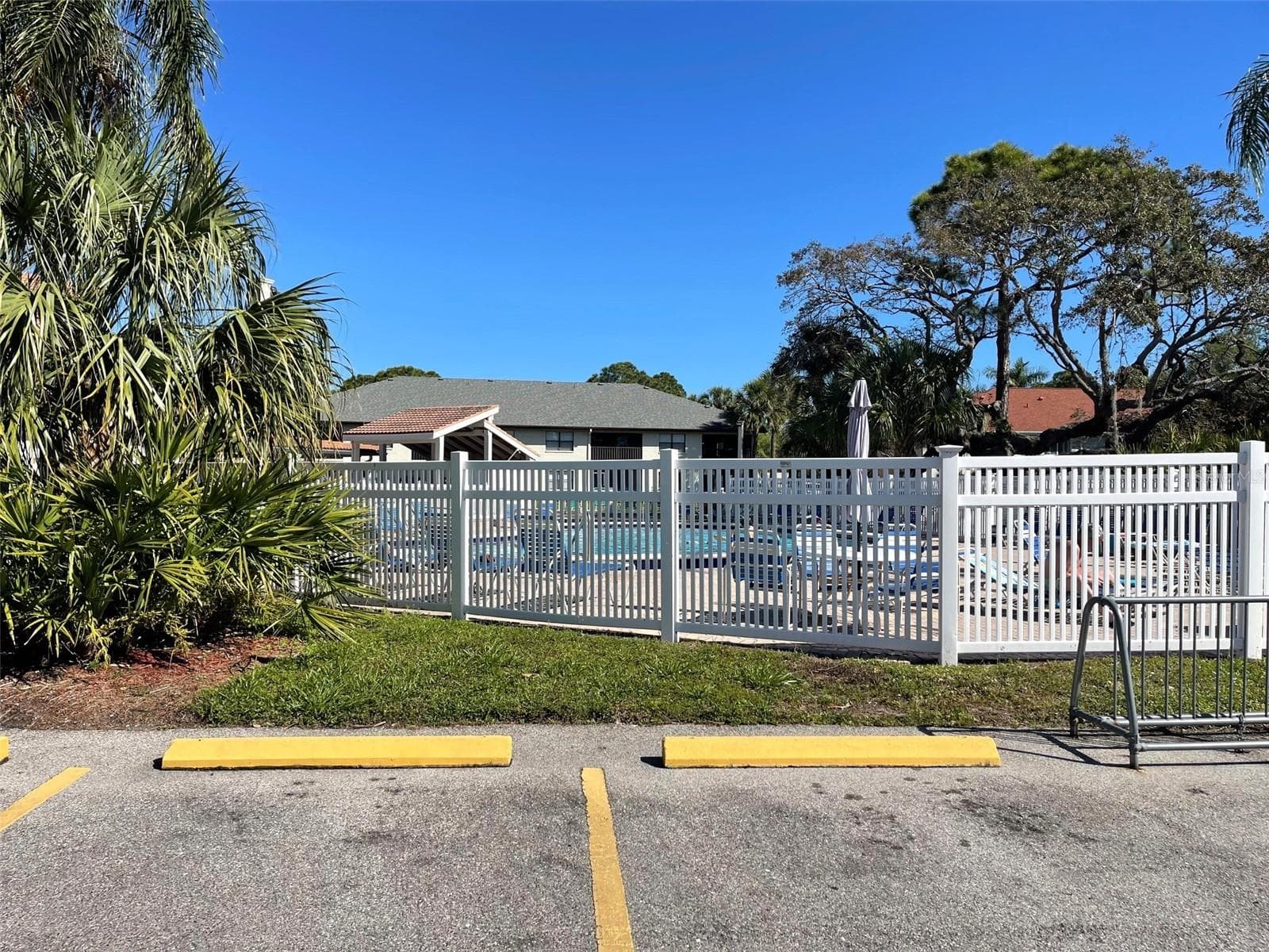 Condominium at 4601 46TH STREET CT W #202B, BRADENTON, photo 25 of 28
