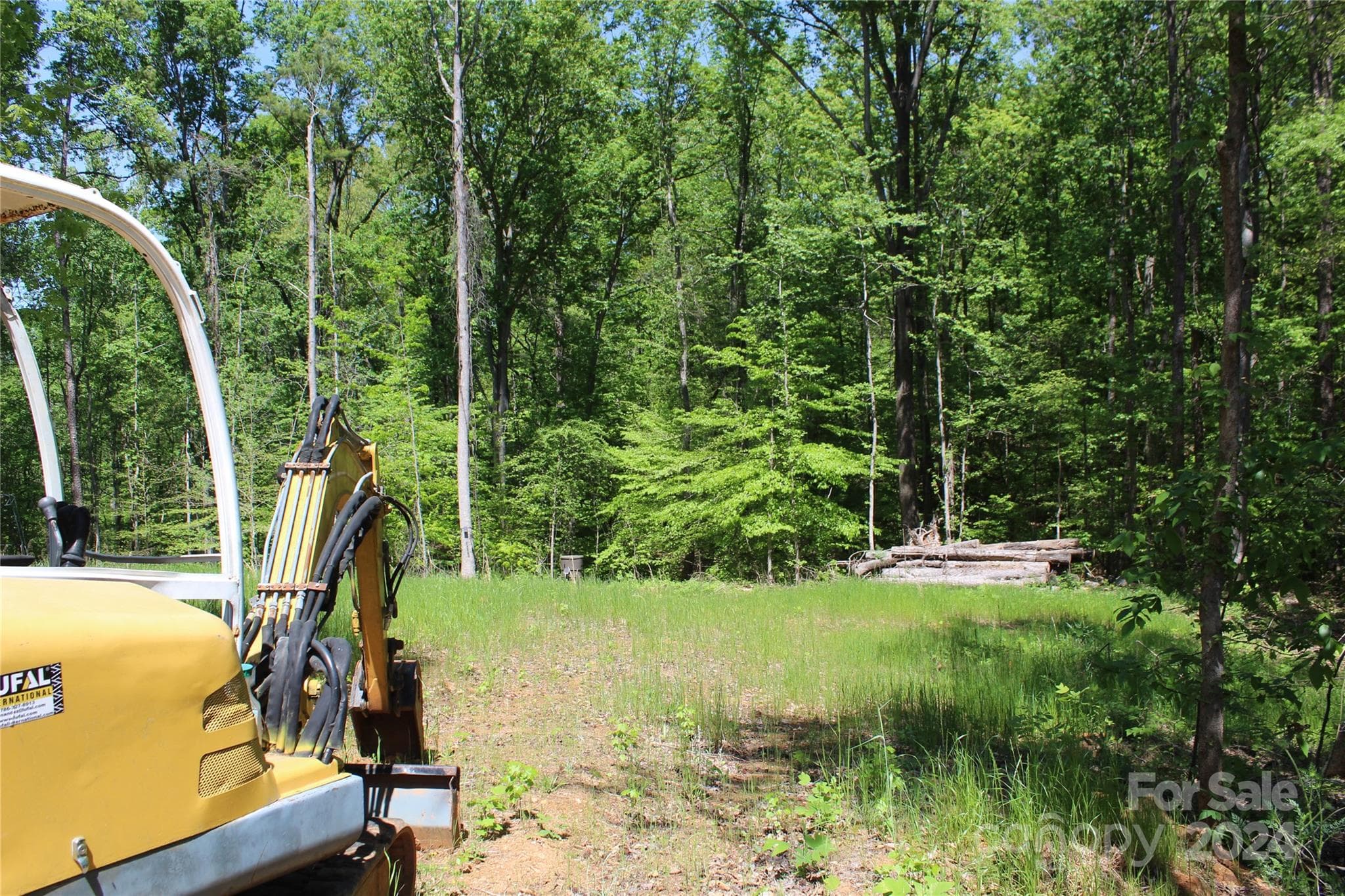 Lot at 0000 Davis Circle, Clover, photo 8 of 13