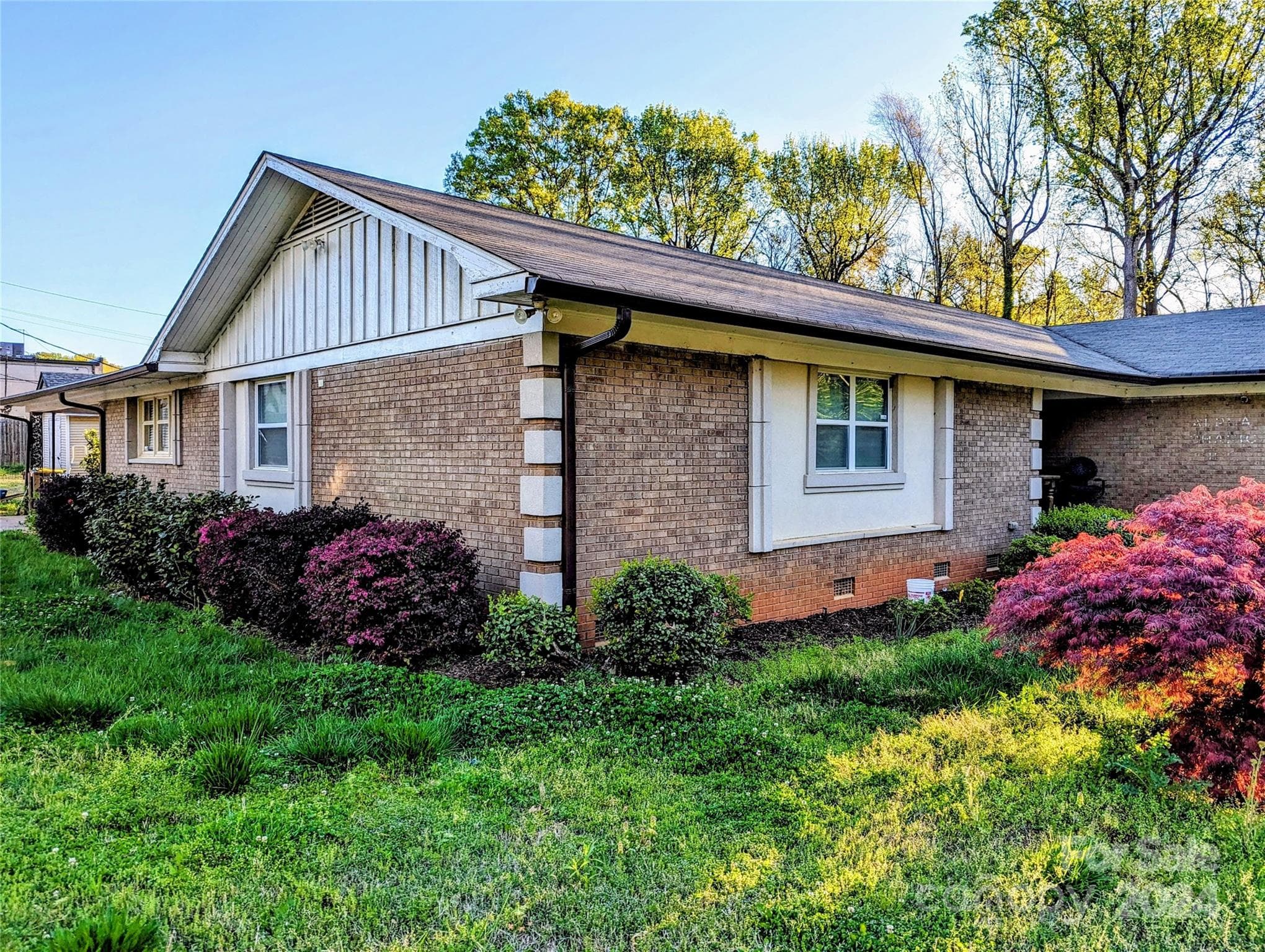 Office at 218 Sequoia Place, Charlotte, photo 2 of 44